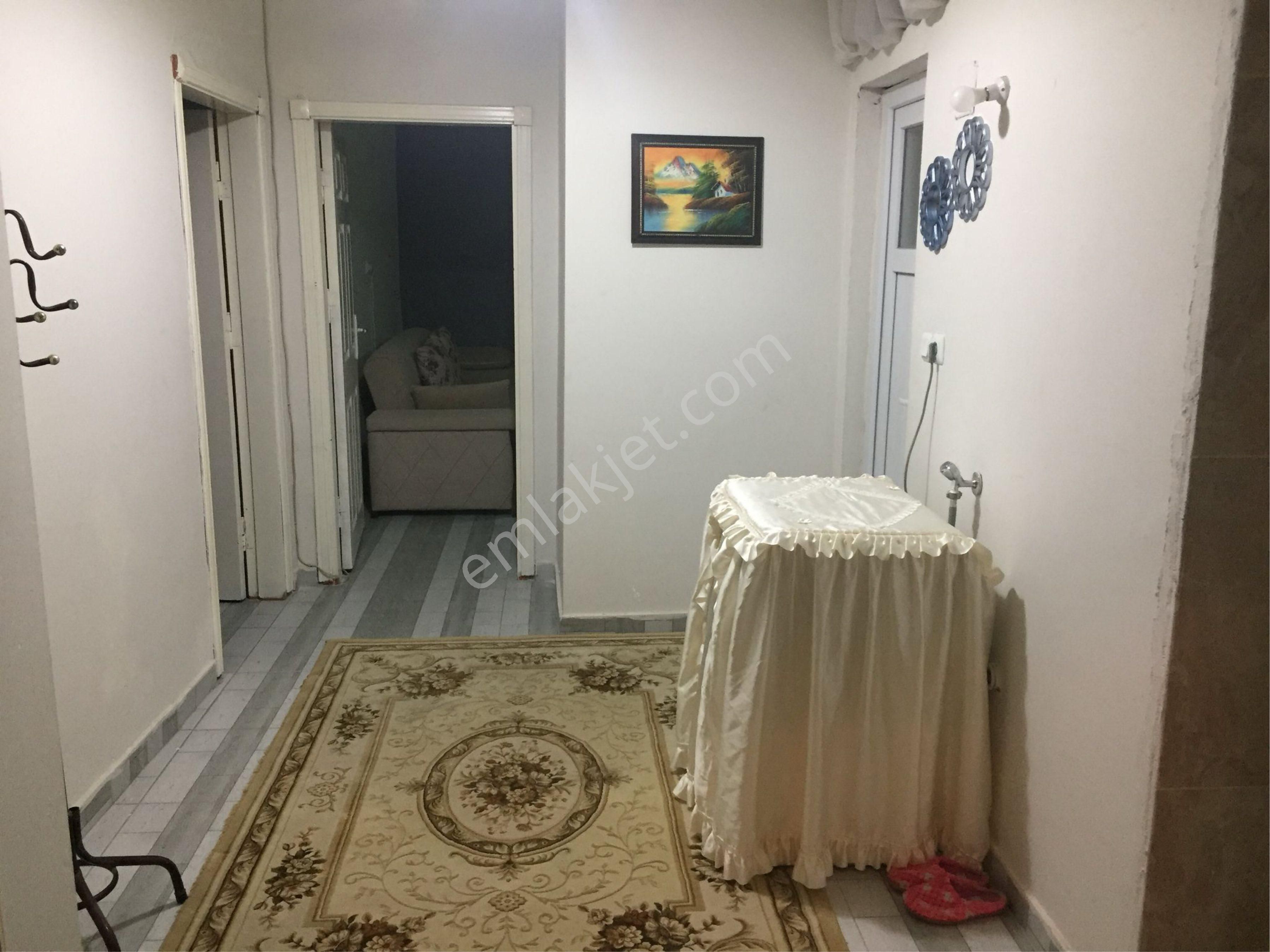 Fatih Mahallesinde 2+1 Eşyalı Kiralık Daire – Konforlu Ve Oturuma Hazır - Görsel 4