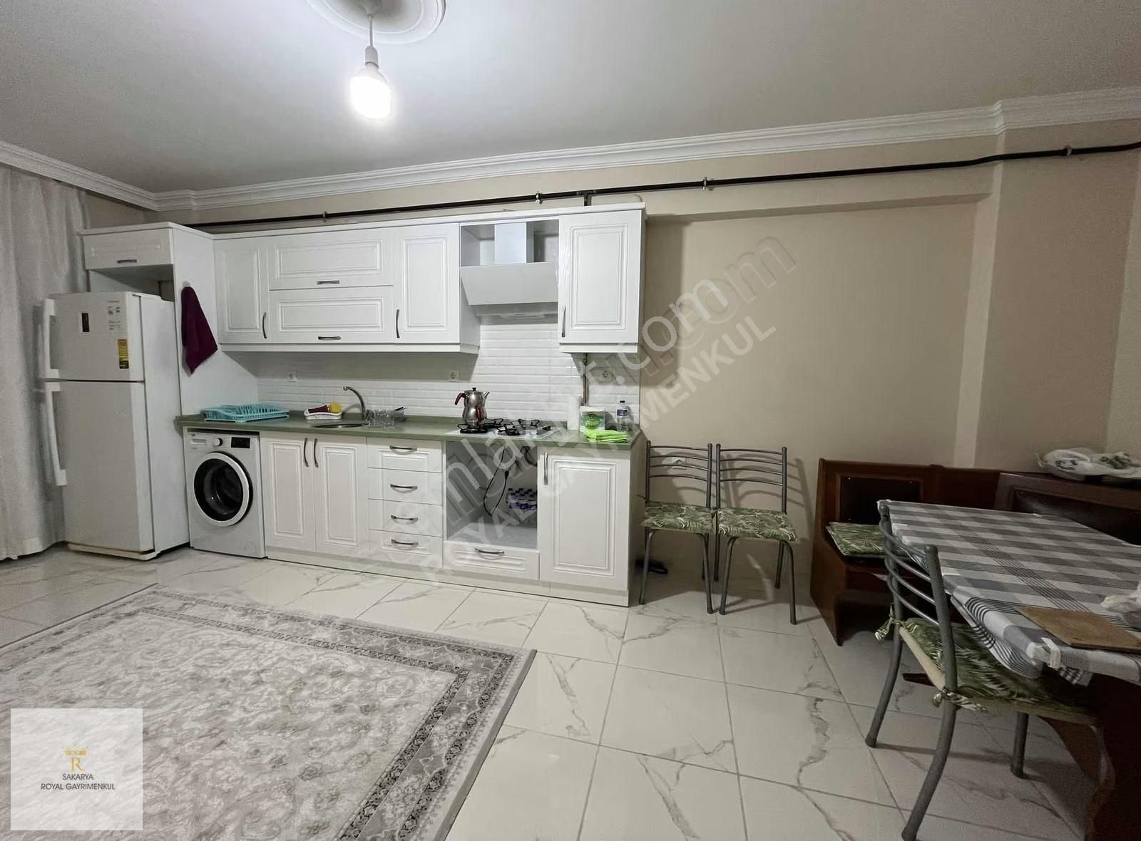 Sakarya Royal'den Tekzen Koleji Karşısı 2+1 Daire - Görsel 13