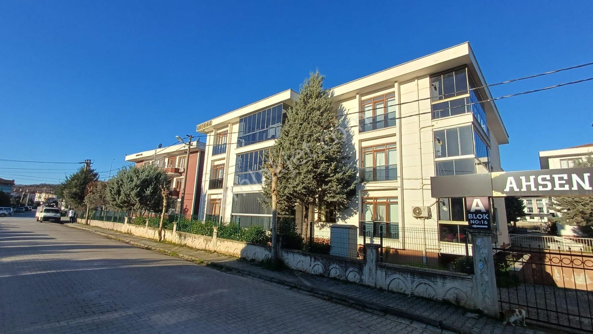 Yalova Merkez Adnan Menderes Mah. 3+1 Satılık Ferah Daire - Görsel 2