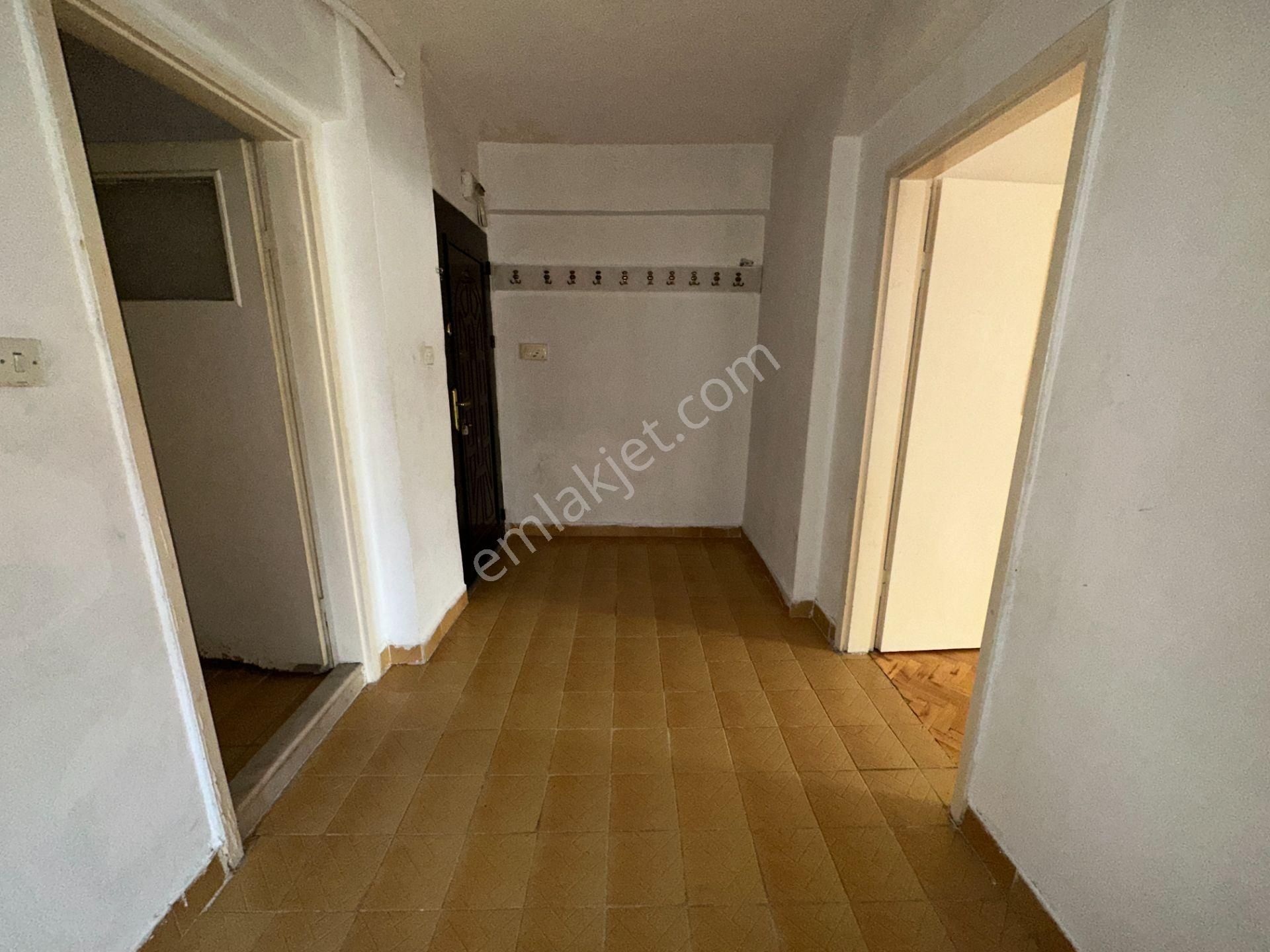 Turyap'tan Köşk Mah Dutluk Yakını 1.kat 3+1 120m2 Caddelere Ve Dutluk Metro Yakını Merkezi Lokasyon - Görsel 34