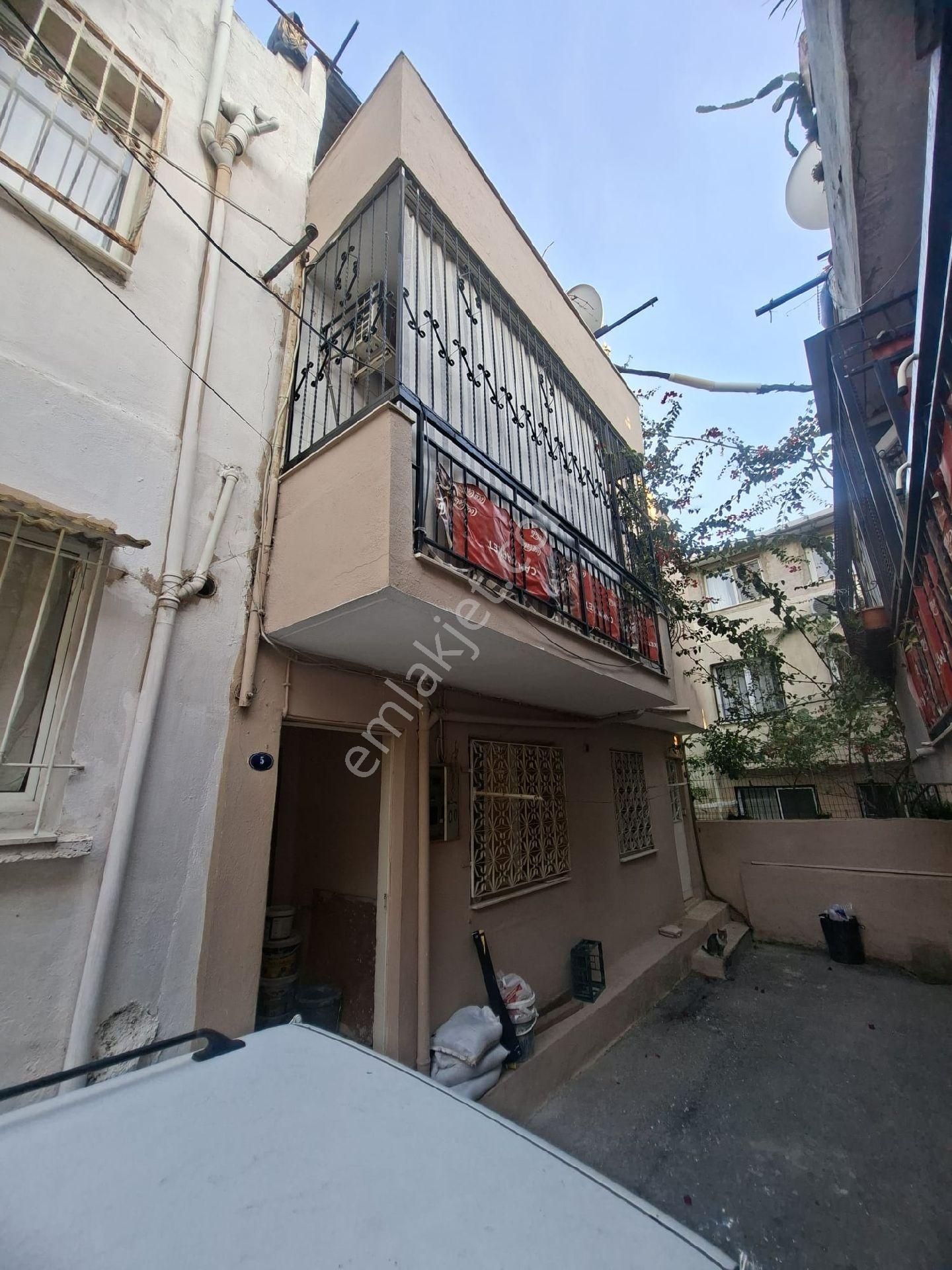 Turpa Güven'den Karabağlar Uğur Mumcu Mahallesinde 2+1