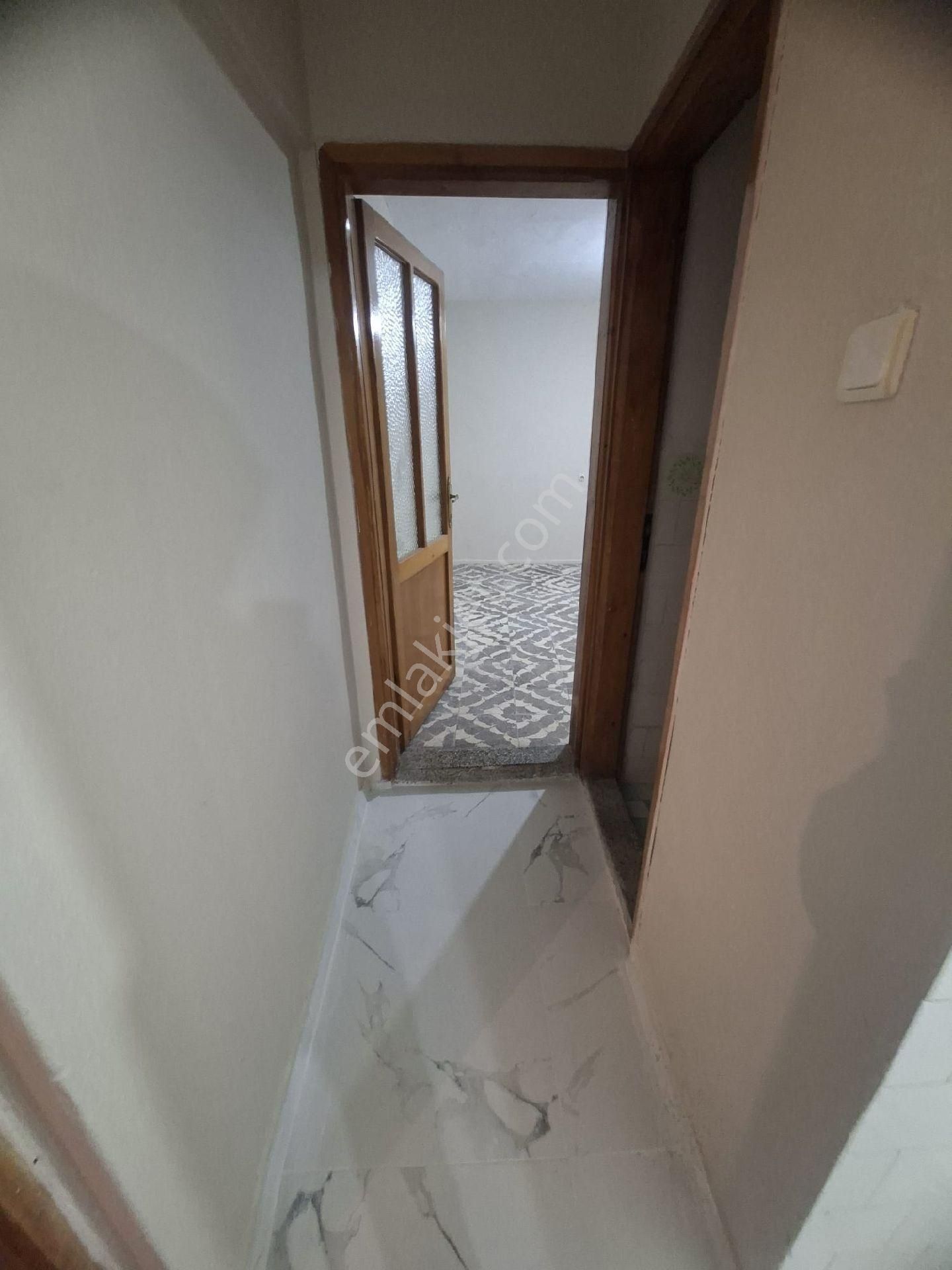 Turpa Güven'den Karabağlar Uğur Mumcu Mahallesinde 2+1 - Görsel 13