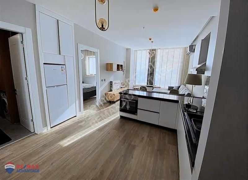 Remax Advantage'dan Central Balat Lüks 1+1 Satılık Daire - Görsel 3