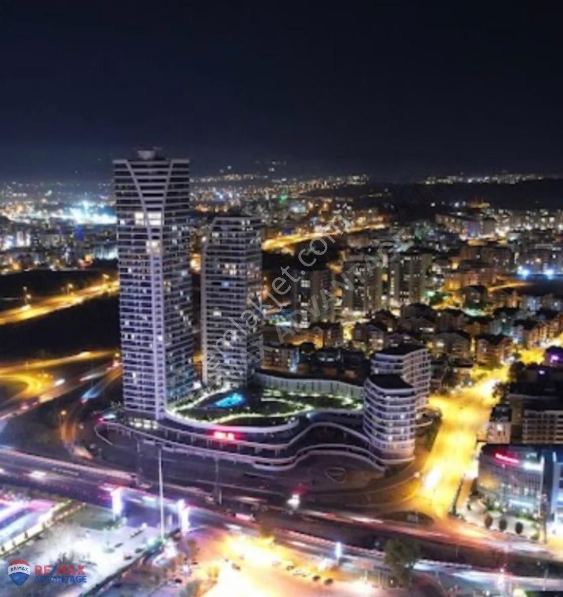 Remax Advantage'dan Central Balat Lüks 1+1 Satılık Daire - Görsel 6