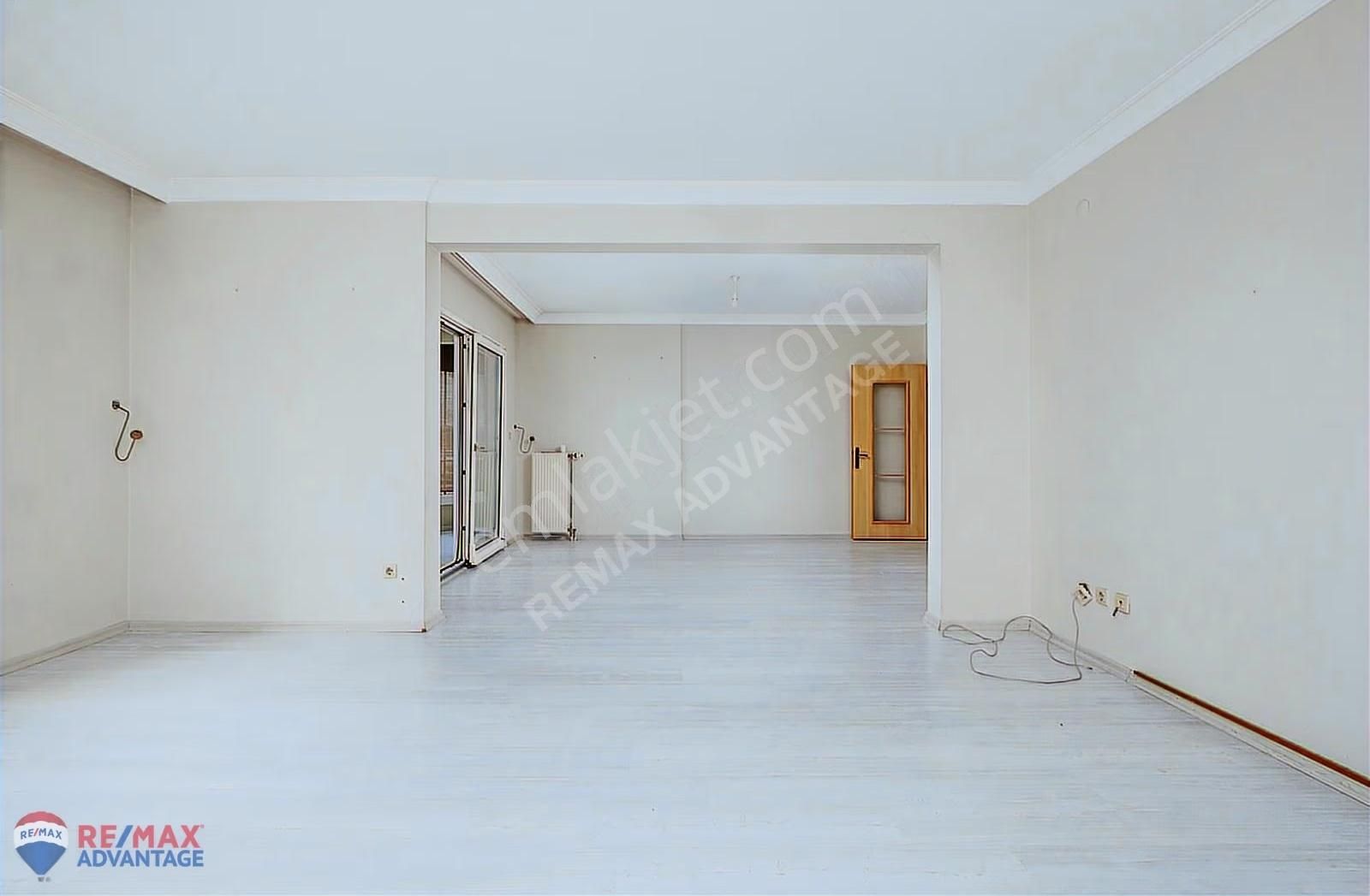 Remax Advantage'den Yaseminpark Da Kiralık 4+1 Daire - Görsel 24