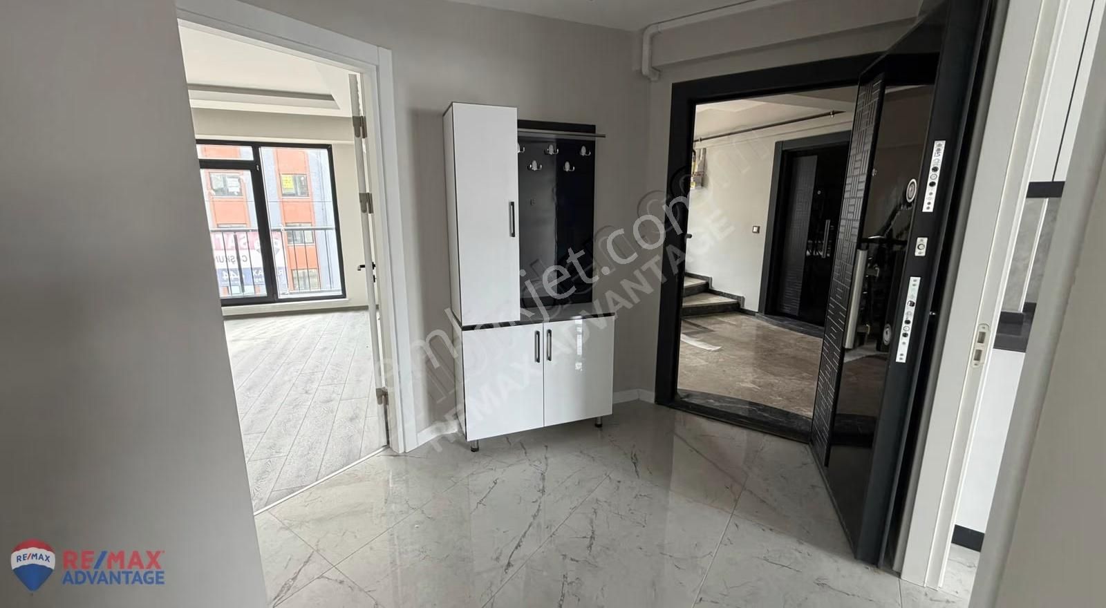 Remax Advantage'dan Sıfır Lüks Klımalı Arakat 1+1 Kiralık Daıre - Görsel 6