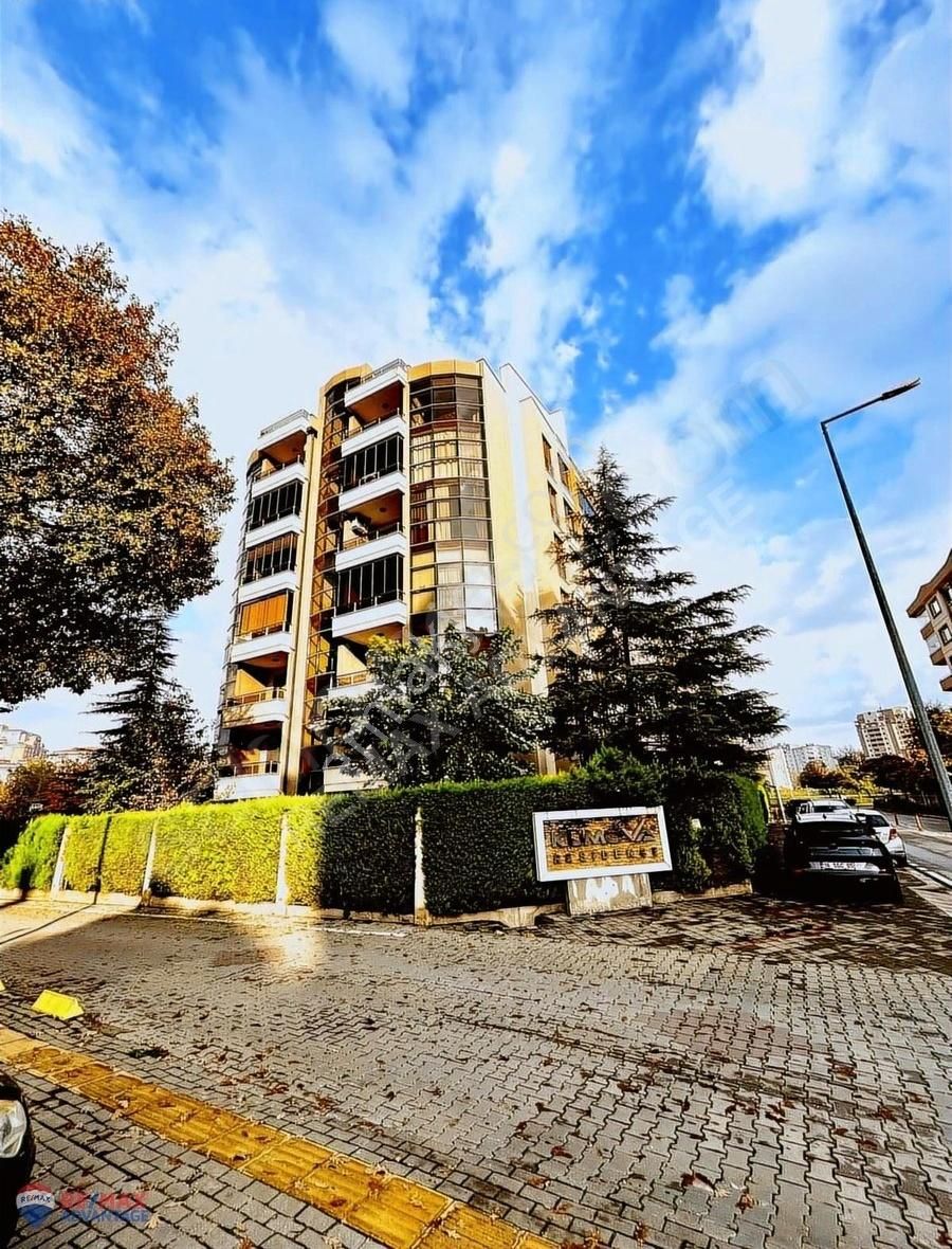 Remax Advantage'den Kumova Resıdence'de 2+1 Kiralık Daire - Görsel 14