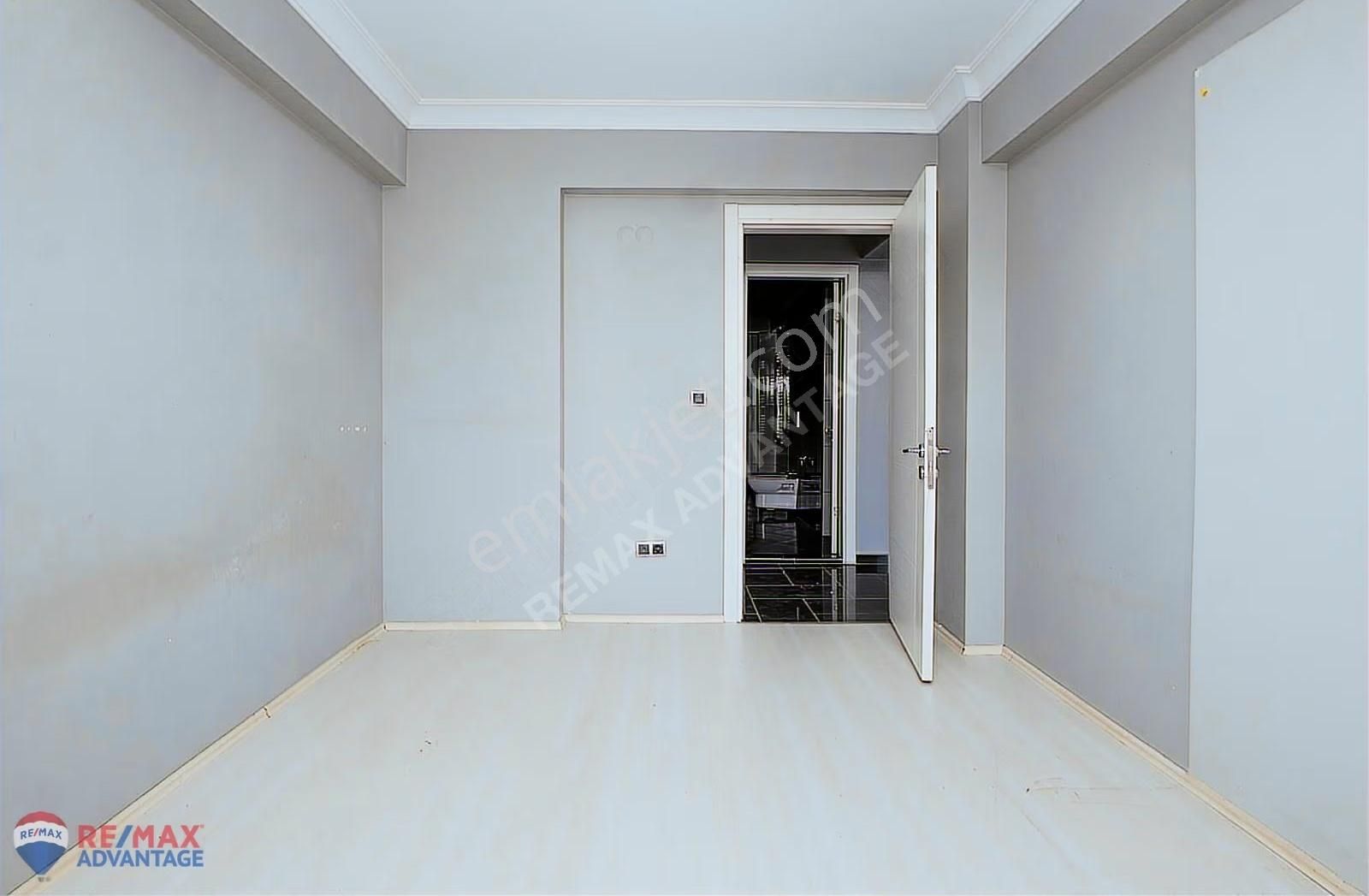 Remax Advantageden Balat Park Panorama'da Kiralık 3+1 Daire - Görsel 12