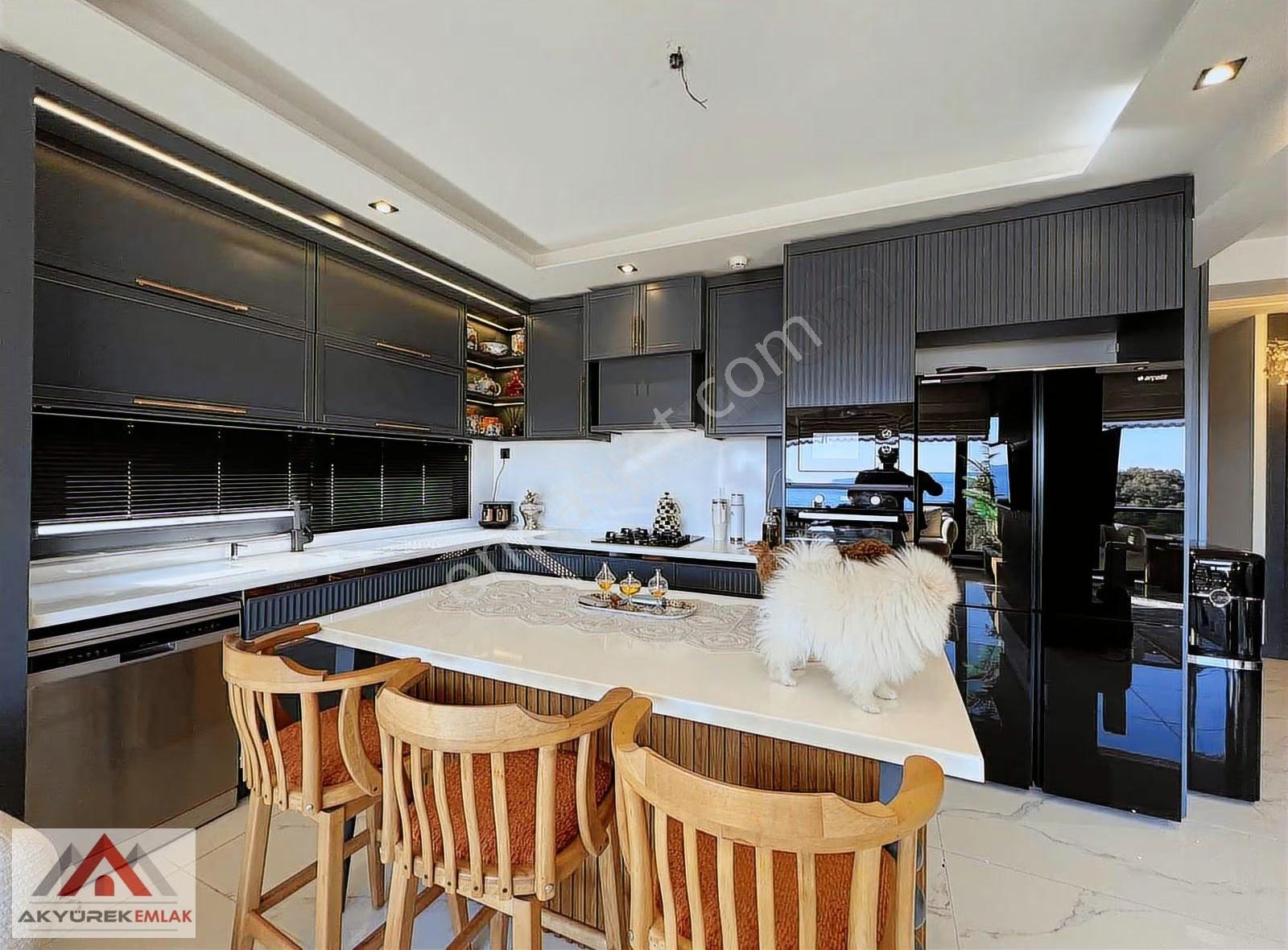 Denize Sıfır Lüks Site Modern Tasarım 4+1 Ful Deniz Manzaralı - Görsel 14