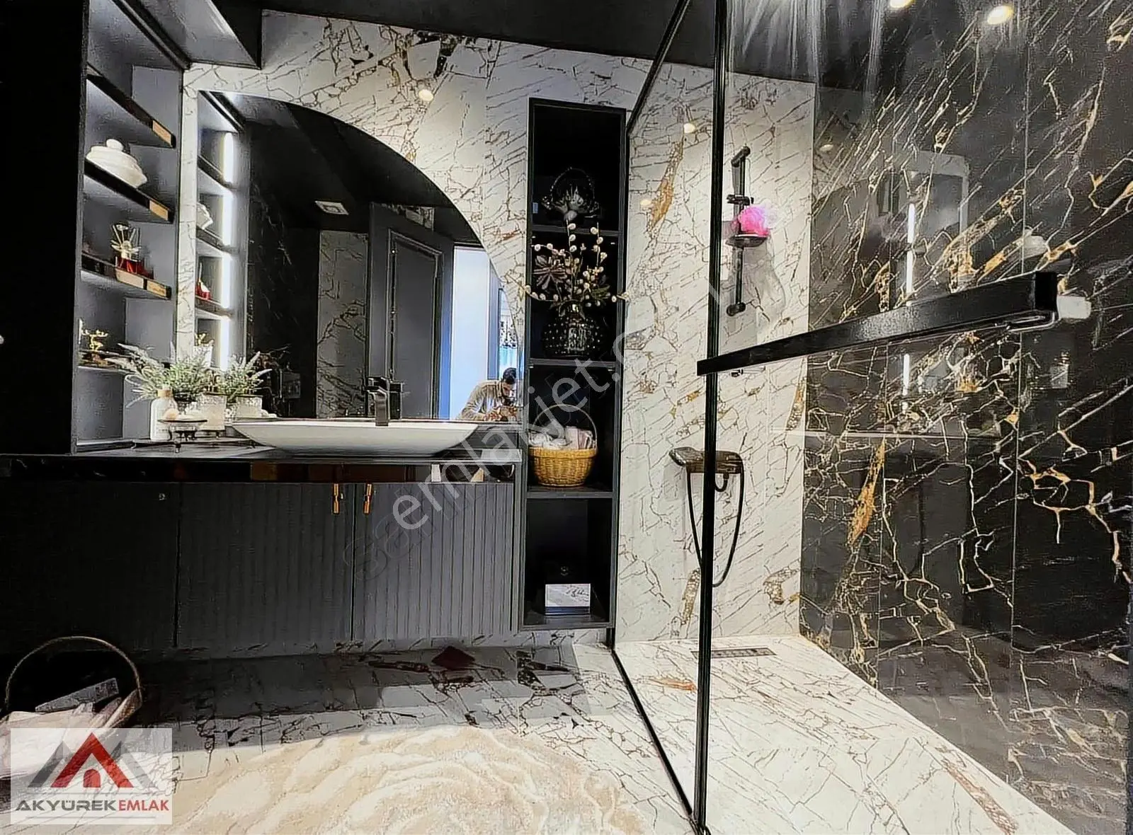 Denize Sıfır Lüks Site Modern Tasarım 4+1 Ful Deniz Manzaralı - Görsel 16