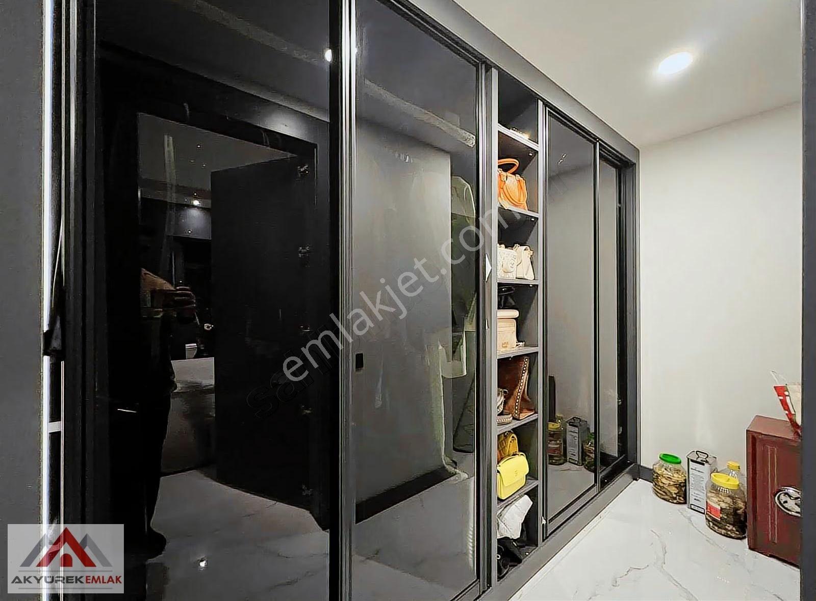 Denize Sıfır Lüks Site Modern Tasarım 4+1 Ful Deniz Manzaralı - Görsel 15