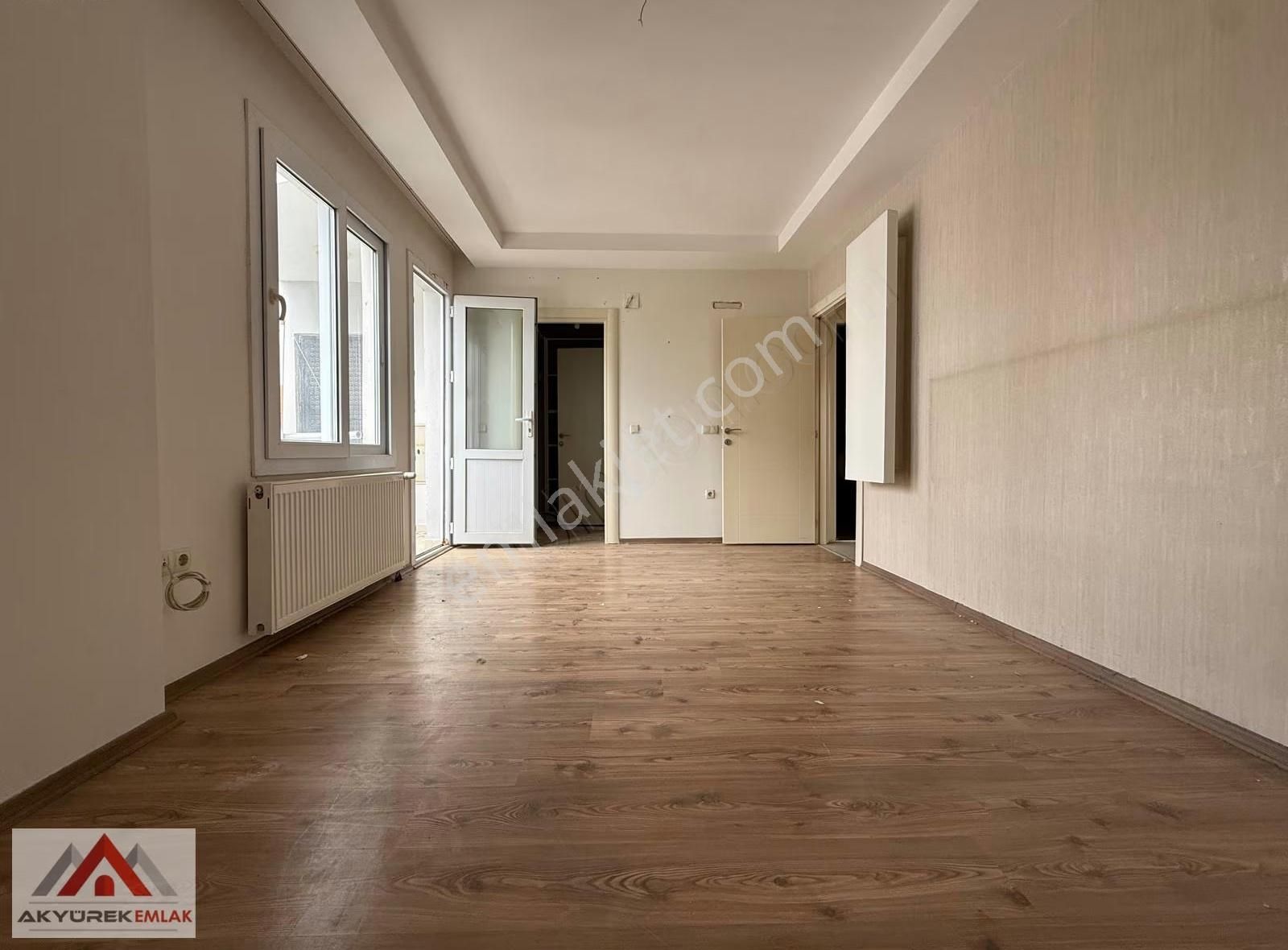 Akyürek'ten Soli Cıvarı Aranan Daire. Geniş Odalar Kapalı Mutfak - Görsel 10