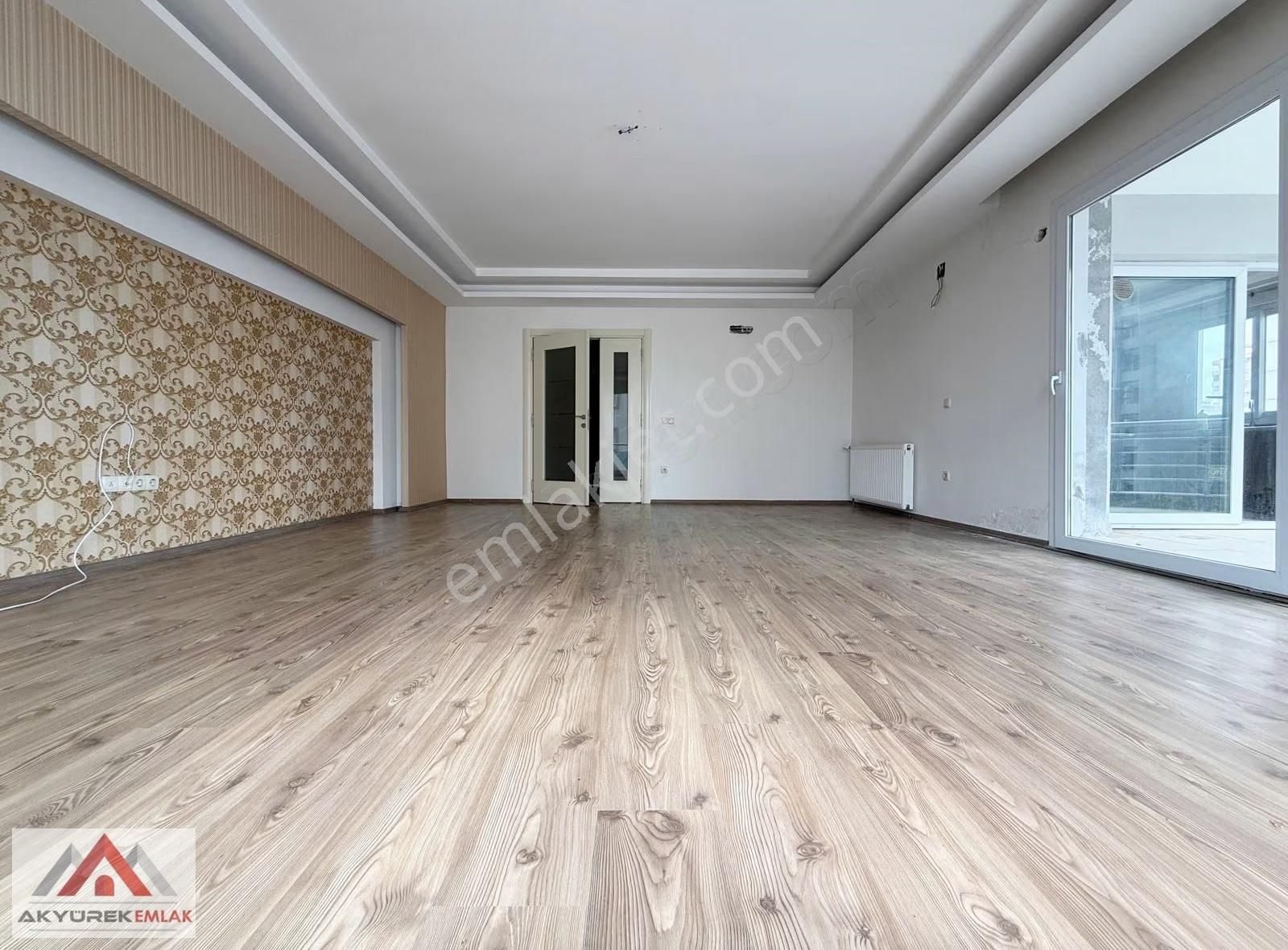 Akyürek'ten Soli Cıvarı Aranan Daire. Geniş Odalar Kapalı Mutfak - Görsel 7