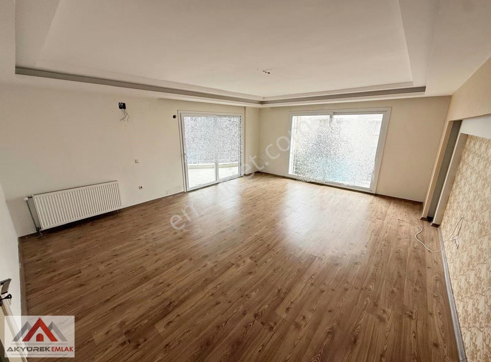 Akyürek'ten Soli Cıvarı Aranan Daire. Geniş Odalar Kapalı Mutfak - Görsel 5