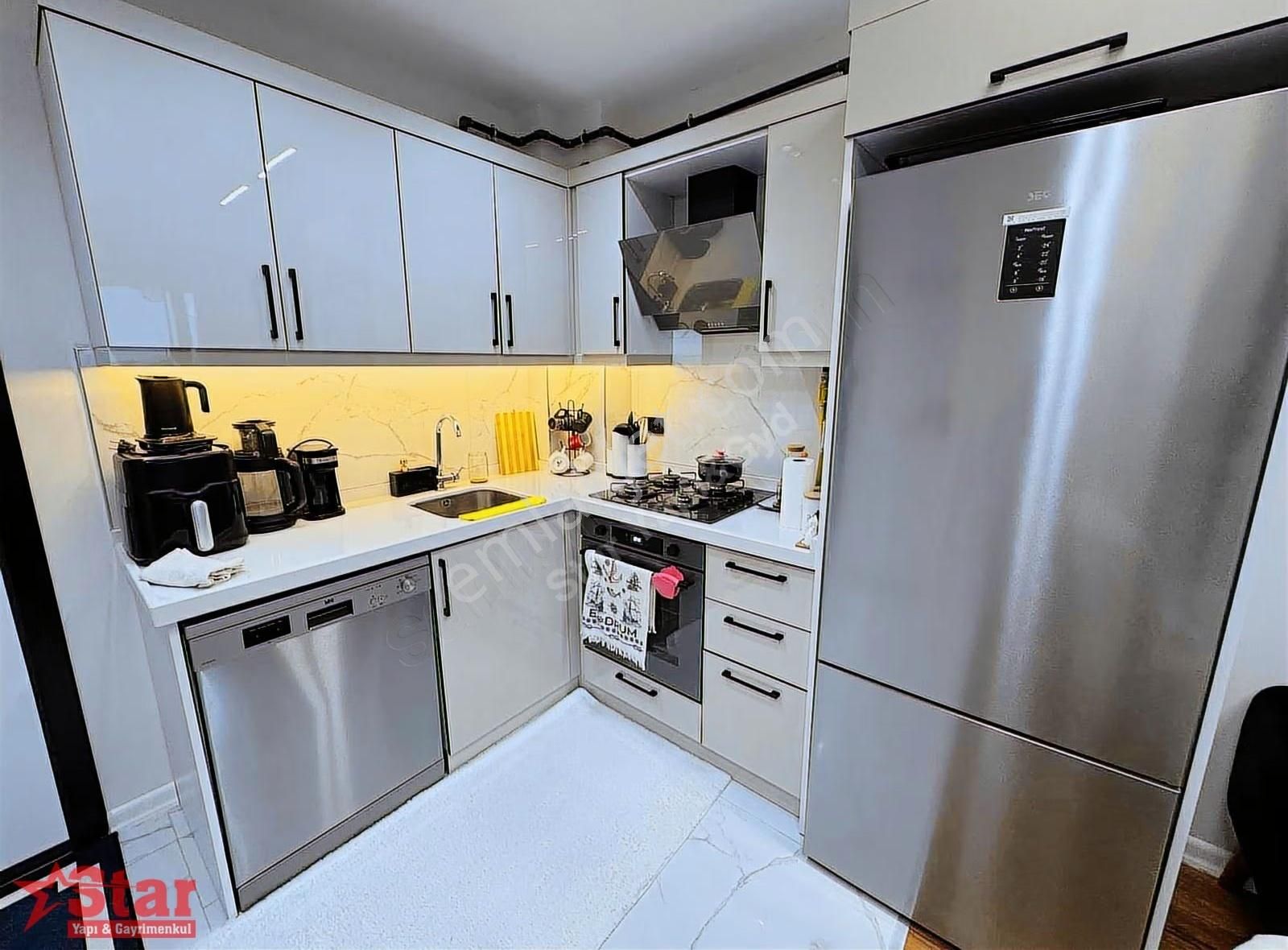 Körfez Marina Karşısı Anayol Cepheli Sıfır Eşyalı Lüx Kosept 1+1