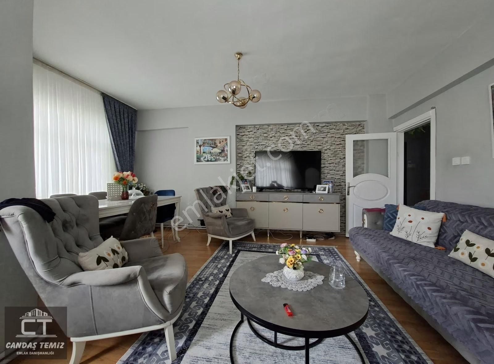 Ct Emlak'tan Esentepe'de İçi Yapılı Mantolamalı 3+1satılık Daire