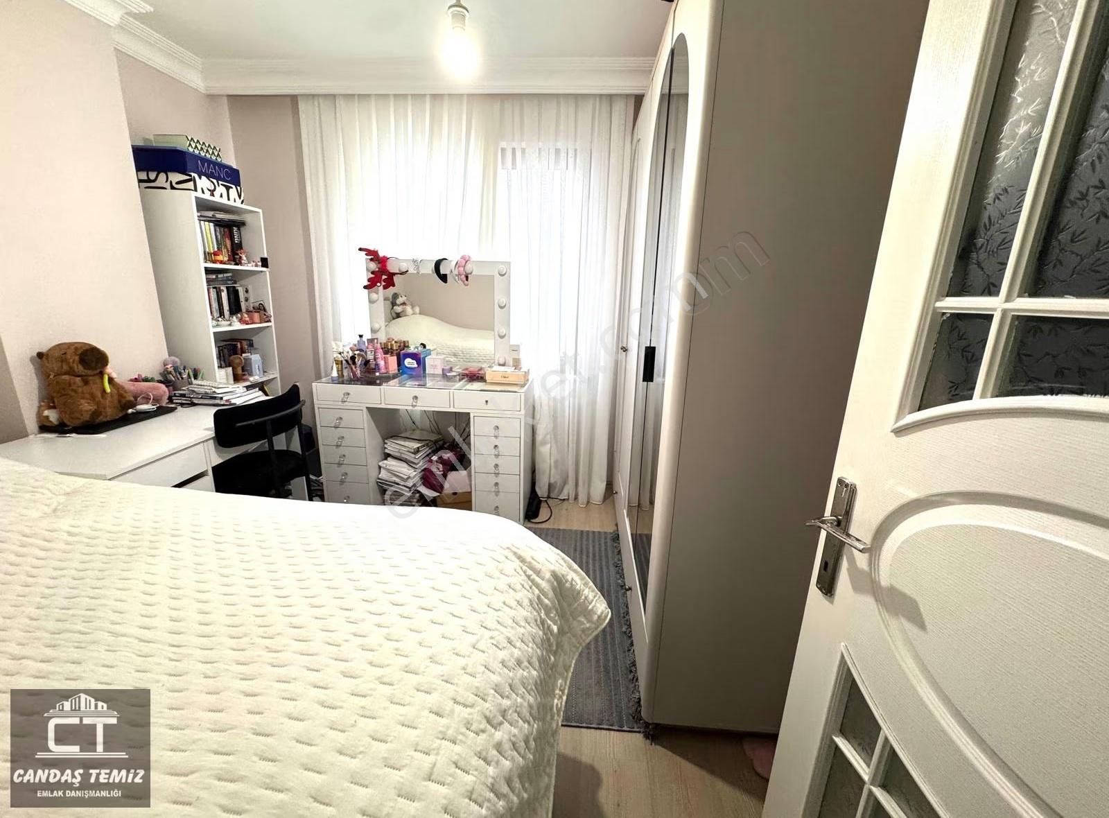 Ct Emlak'tan Karlıktepe'de Balkonlu K.uygun 3+1 Satılık Daire - Görsel 4