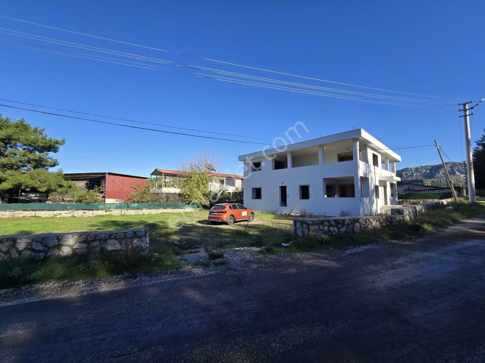 Hisarönü'nde Satılık Yatırım Fırsatı!2400m2 Arazi ️ - Görsel 8