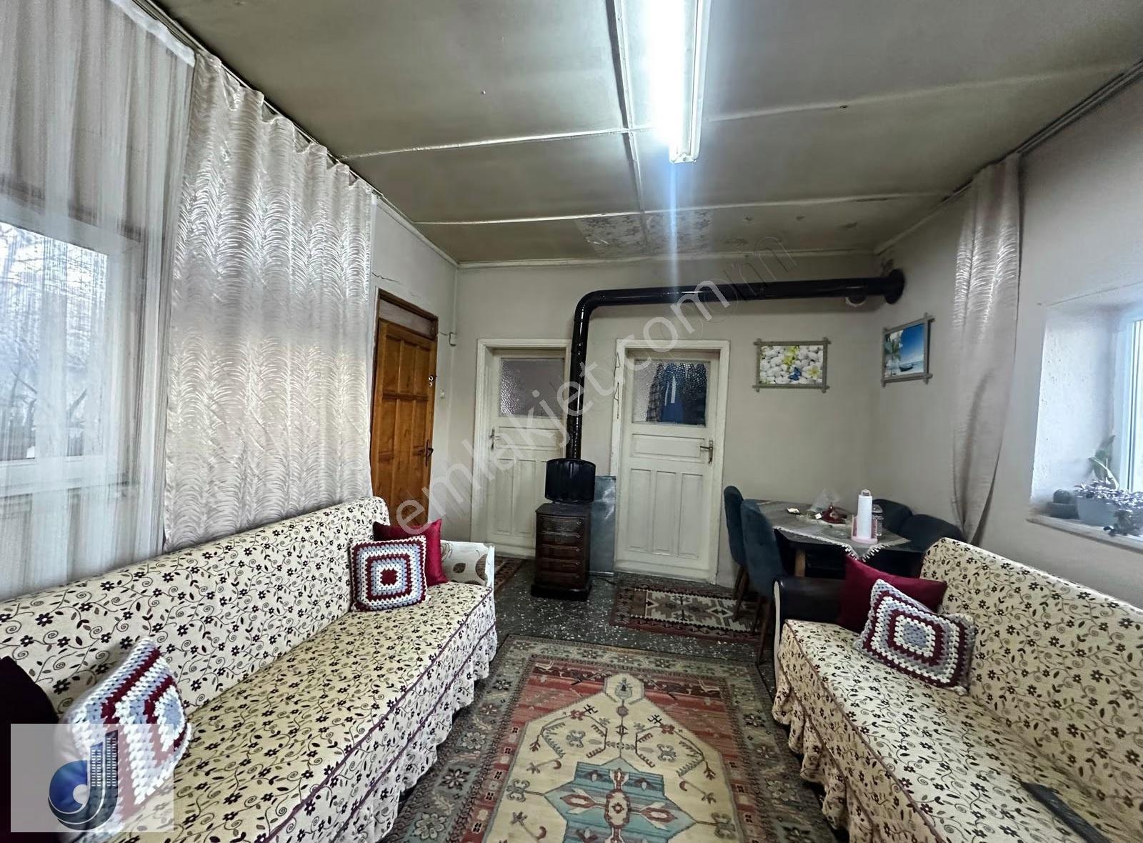 Yeni Pazar Yeri Üzernde Satılık Müstakil Ev - Görsel 16
