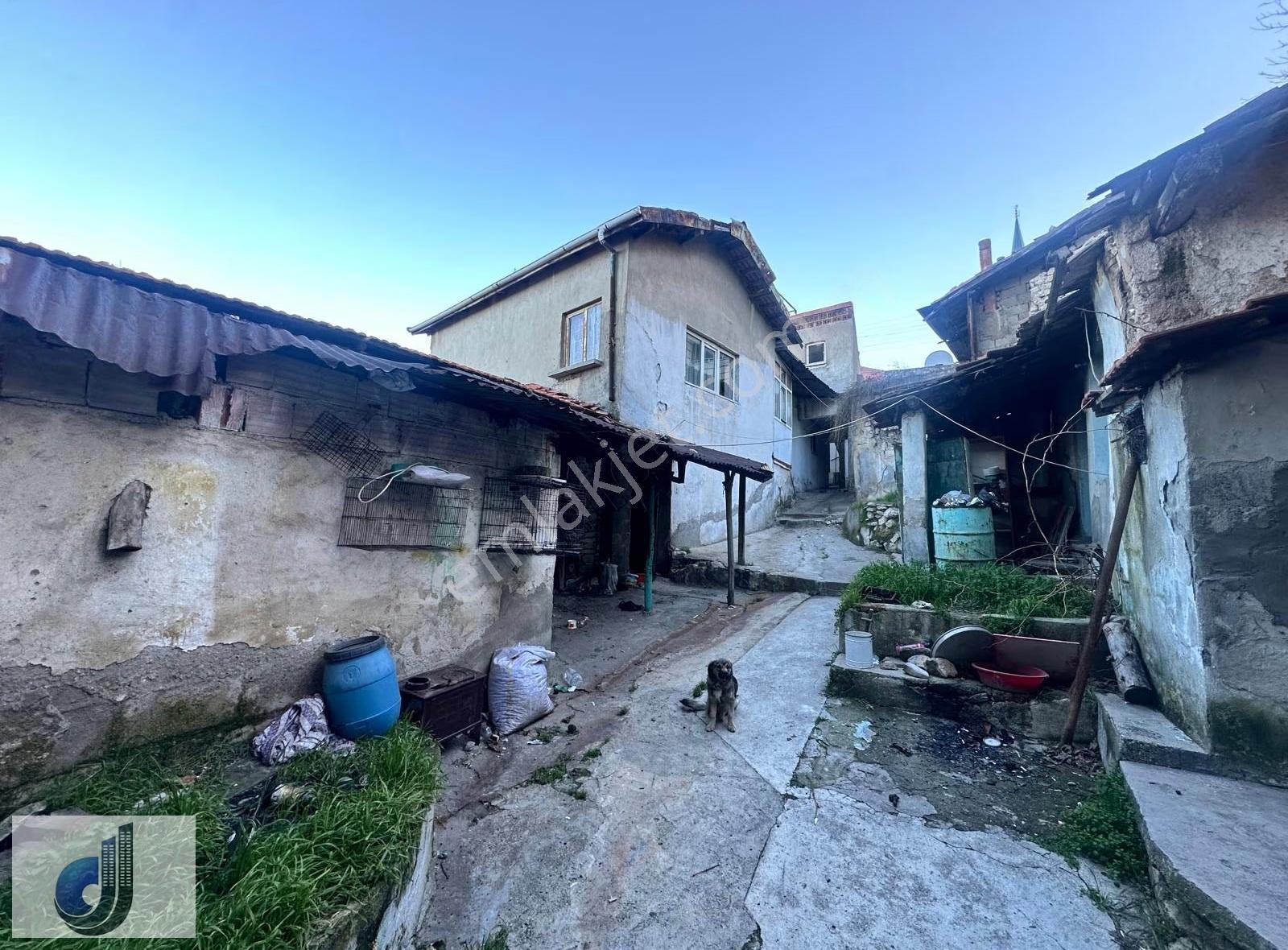 Yeni Pazar Yeri Üzernde Satılık Müstakil Ev - Görsel 10