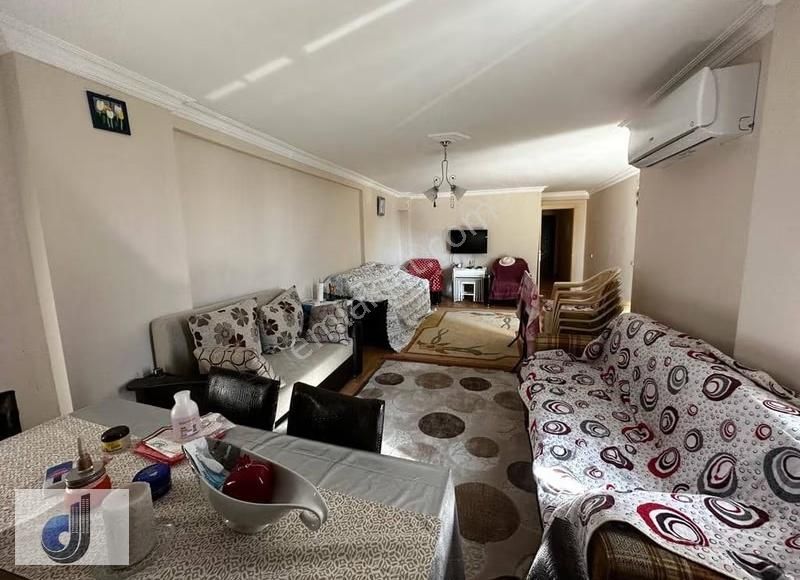 Dikili ' De Denize 50 Metre Mesafede Olan Satılık Daire - Görsel 9