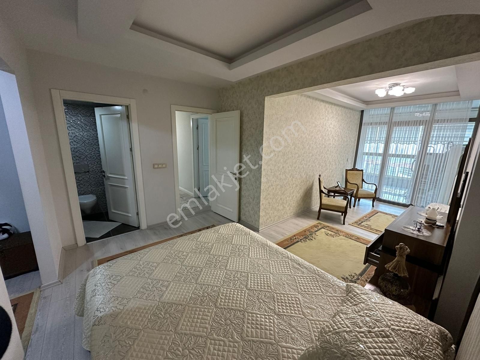 Polat Live Emlaktan Kaçırılmayacak Geniş M² 3,5+1 Satılık Daire - Görsel 22