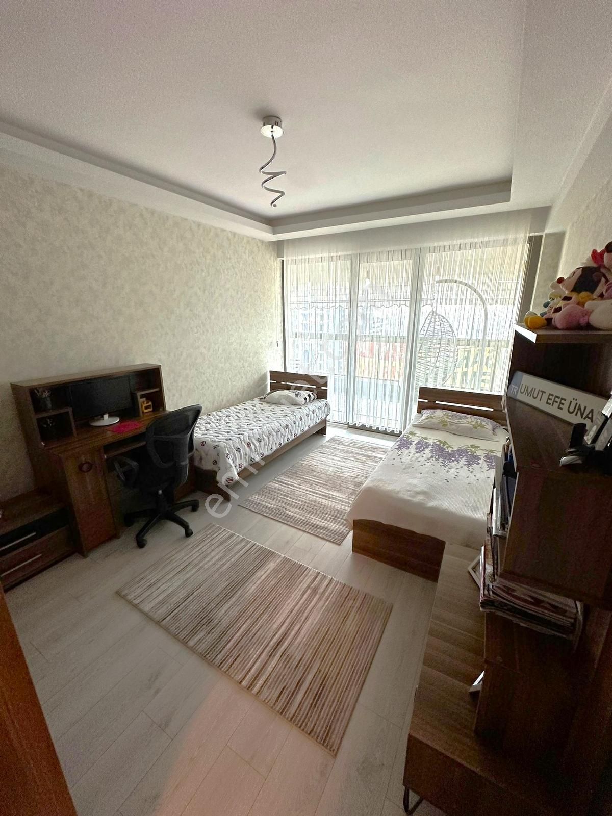 Polat Live Emlaktan Kaçırılmayacak Geniş M² 3,5+1 Satılık Daire - Görsel 9