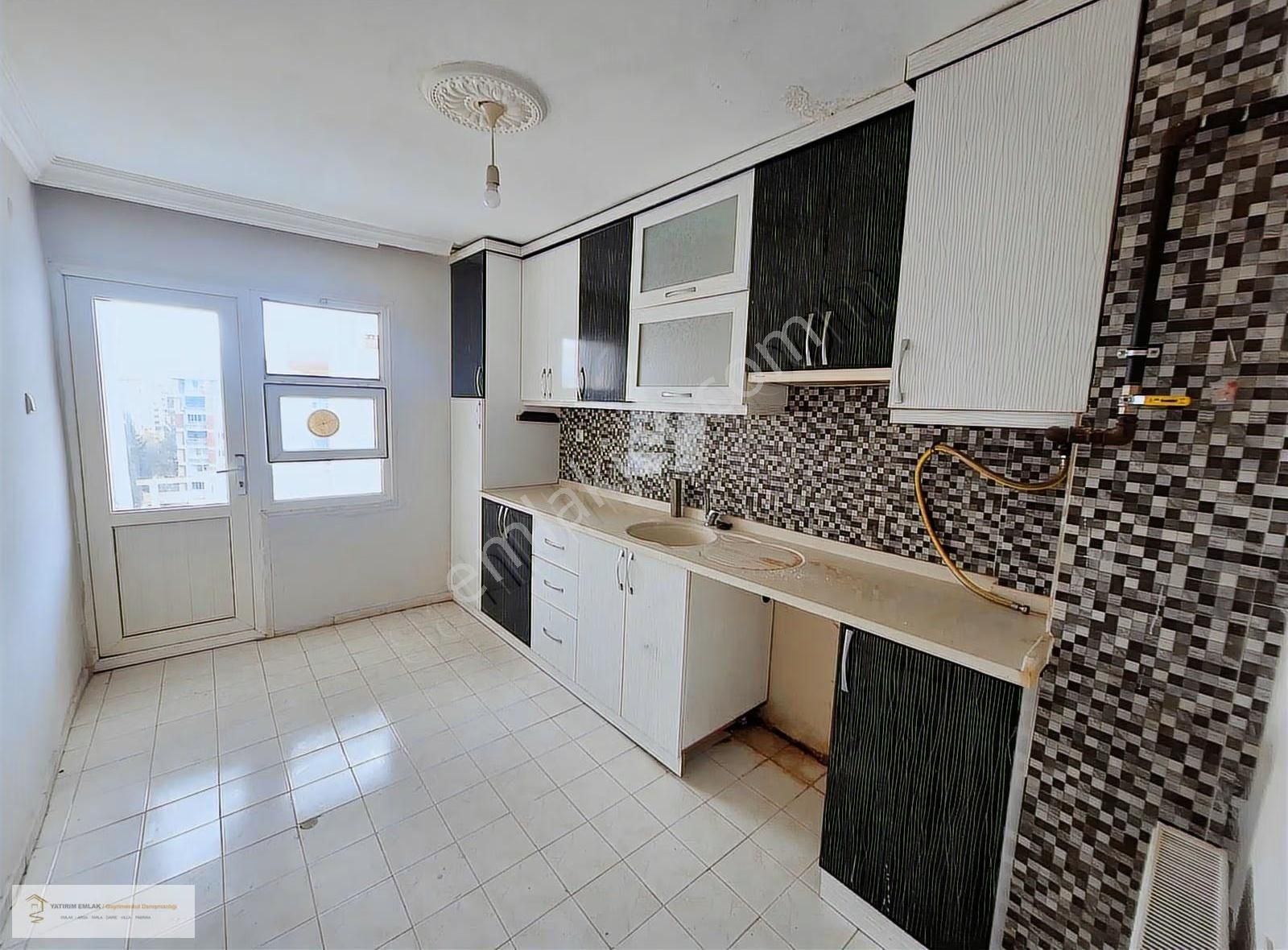 Cumhuriyet Mahallesi Kiralık 2+1 Kiralık Daire - Görsel 12