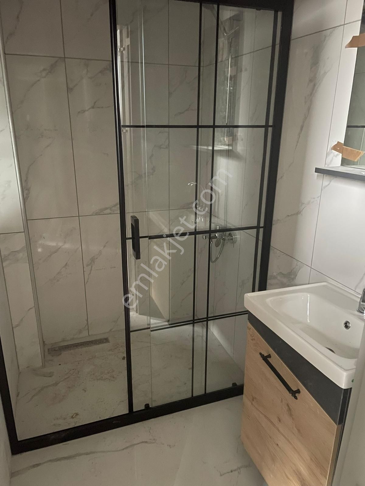 Polat Live'dan Yuva Mahallesinde Yerden Isıtmalı 2+1 - Görsel 15