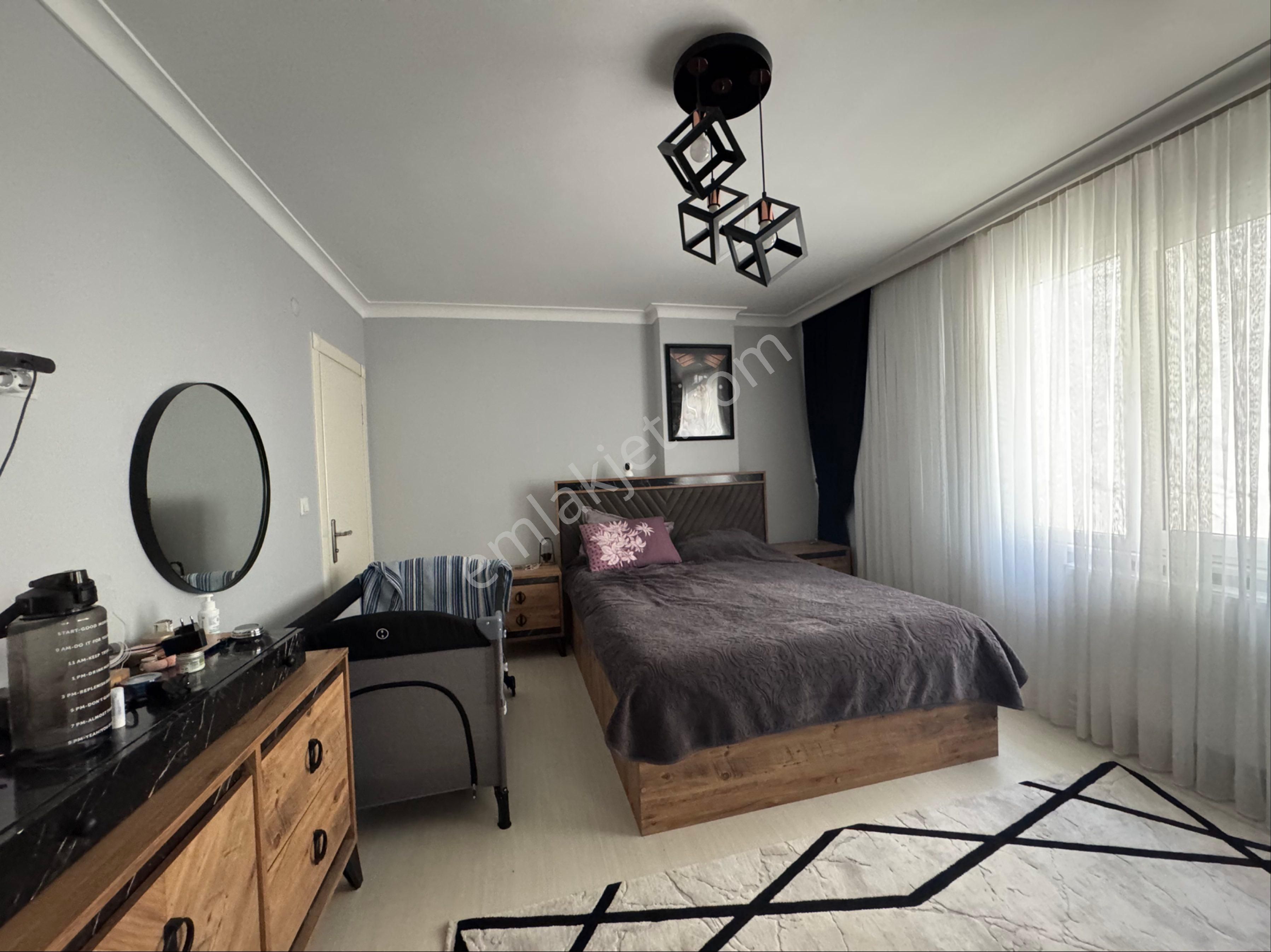 Molla Team Sultangazi İsmetpaşa Mahallesi 155 Sokakta İki Ayrı Kullanımlı Satılık Genç Dubleks - Görsel 8