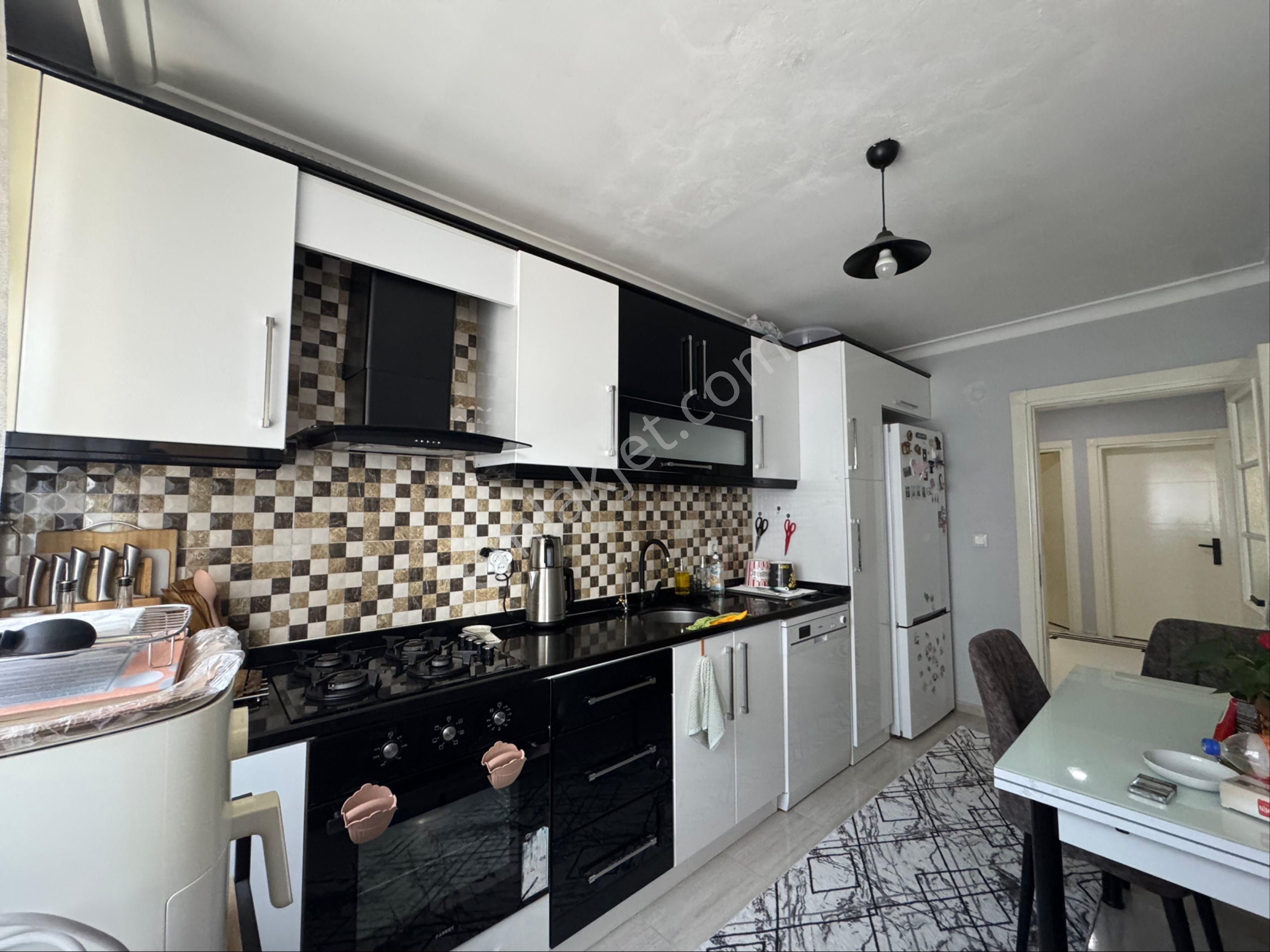 Molla Team Sultangazi İsmetpaşa Mahallesi 155 Sokakta İki Ayrı Kullanımlı Satılık Genç Dubleks - Görsel 5