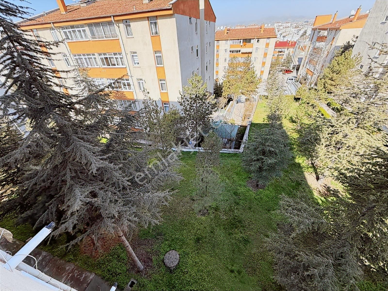 Rıza Acar'dan Kent Koop Mah. Harbiş 28 Sit. Ara Kat 2+1 Kiralık - Görsel 3