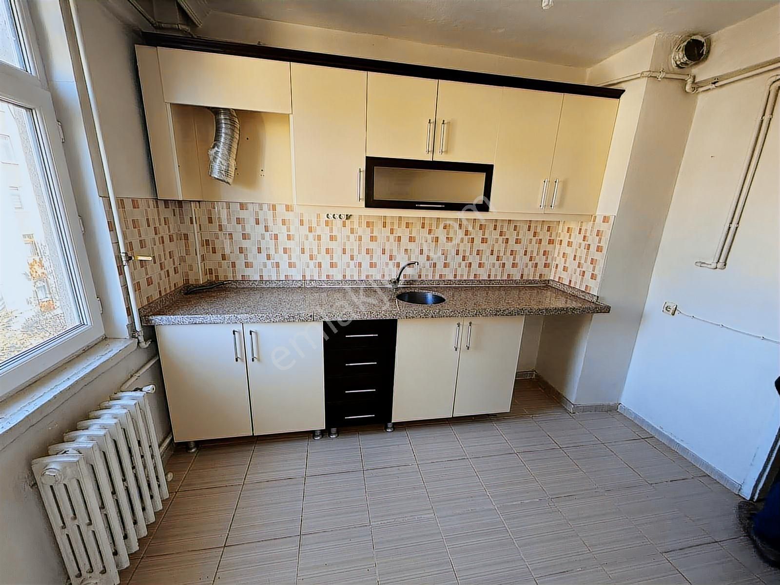 Rıza Acar'dan Kent Koop Mah. Harbiş 28 Sit. Ara Kat 2+1 Kiralık - Görsel 34