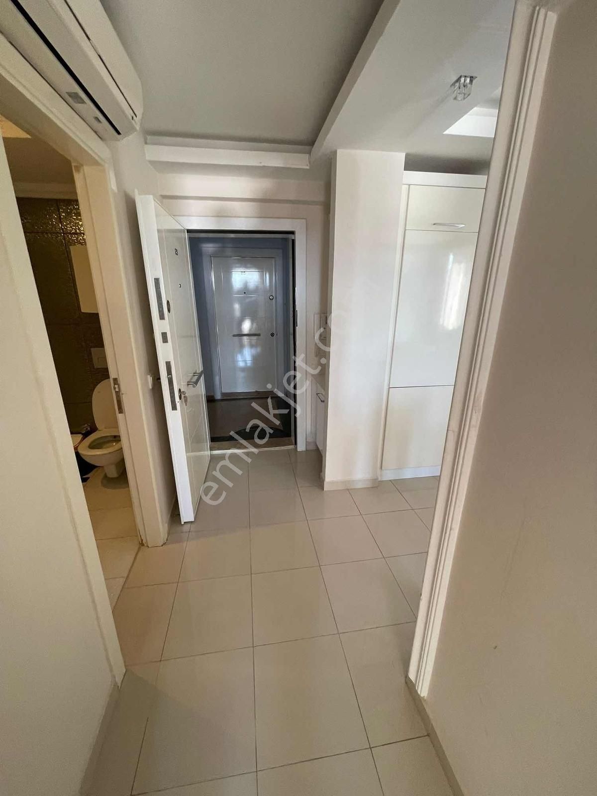 Tosmurda Kiralık 1+1 Daire - Görsel 14