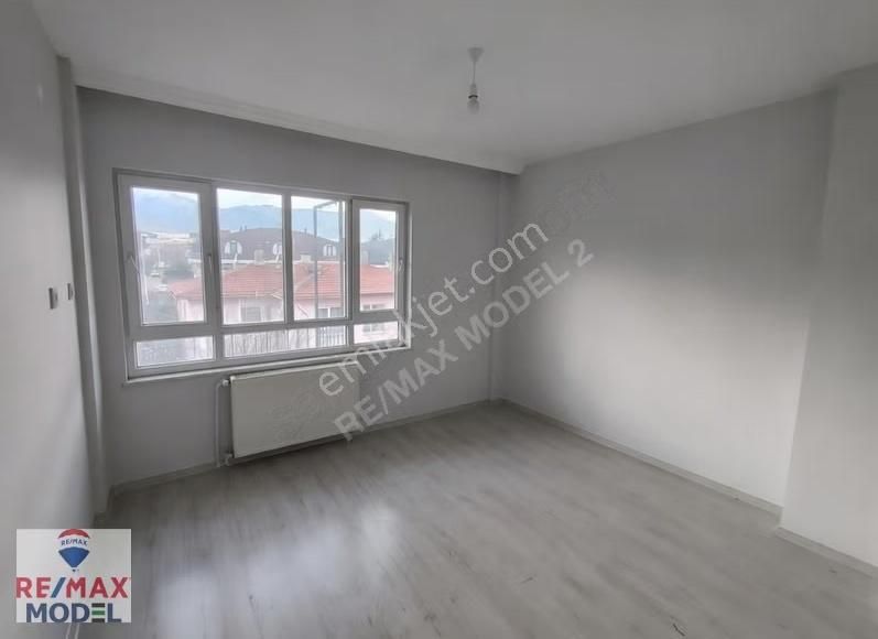 Remax Model Den Mehmet Akif Ersoy Mahallesinde 2+1 Satılık Daire - Görsel 5