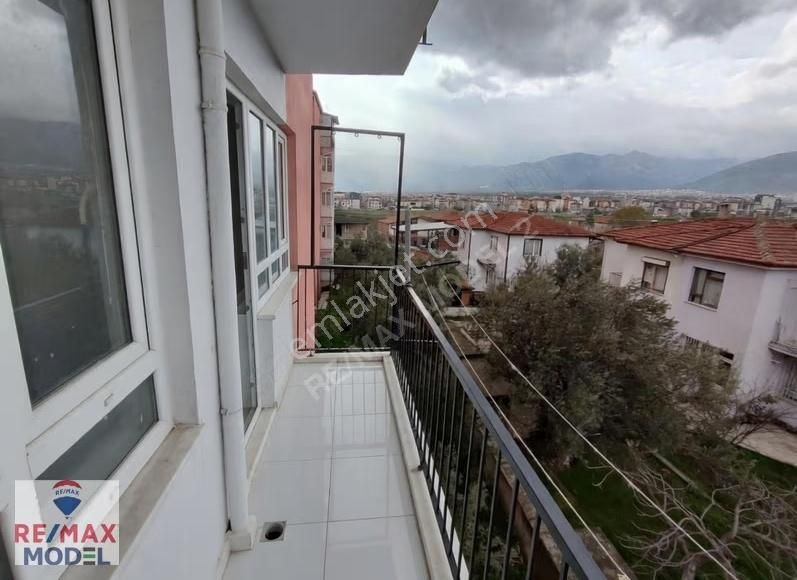 Remax Model Den Mehmet Akif Ersoy Mahallesinde 2+1 Satılık Daire - Görsel 3