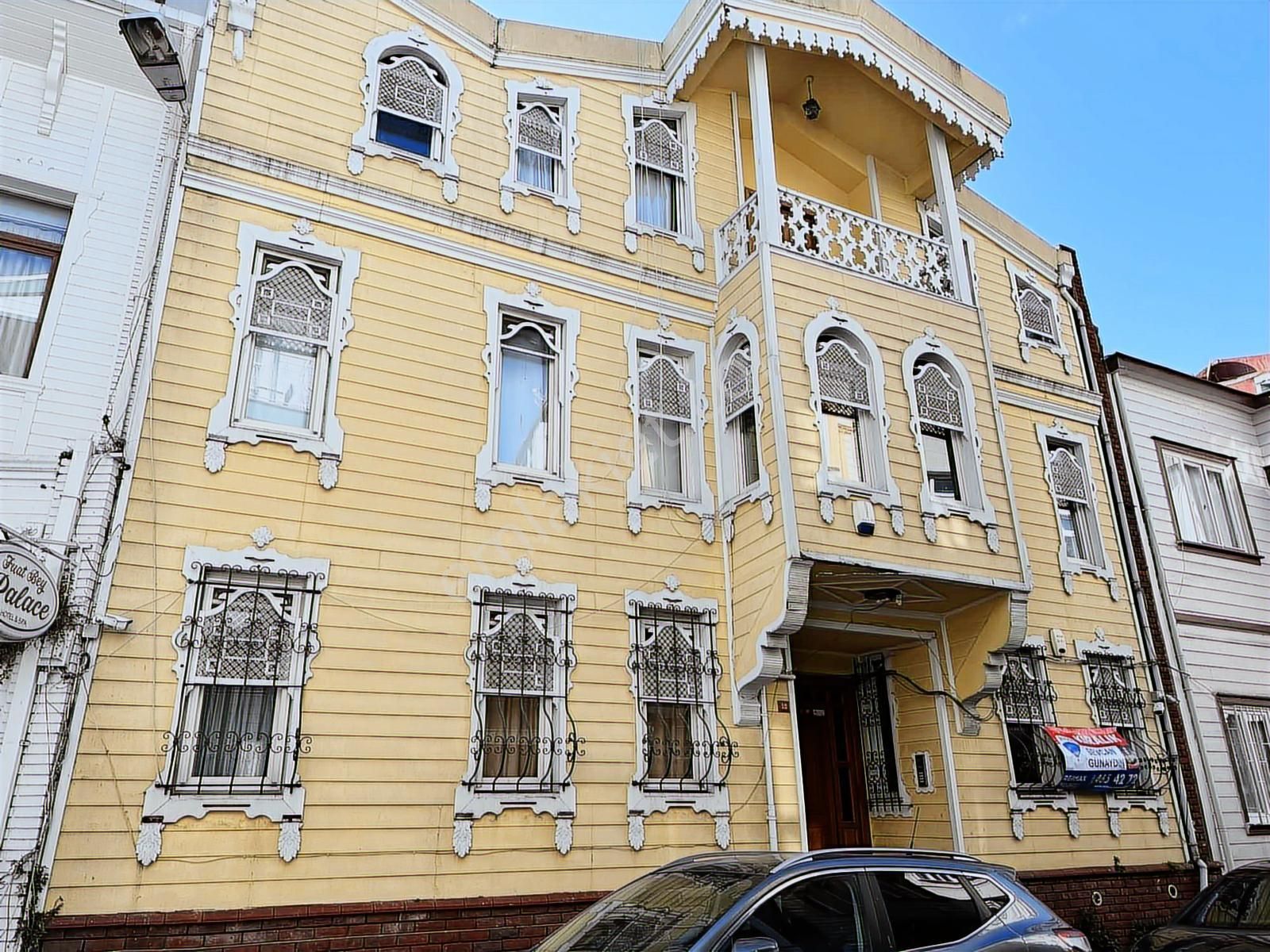 Kadırga 3katlı Müstakil Binada Bahçeli Dekorasyonlu Özelmülk - Görsel 34