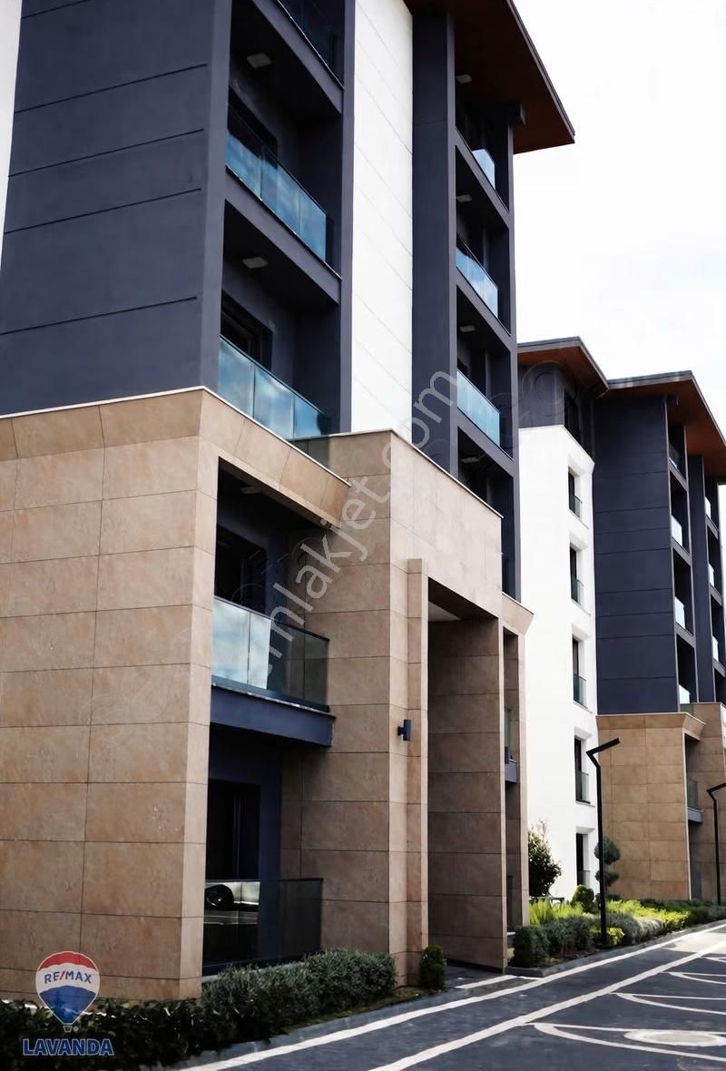 Remax Lavanda'dan Önerler Mahallesin'de Satılık 4+1 Daire - Görsel 13