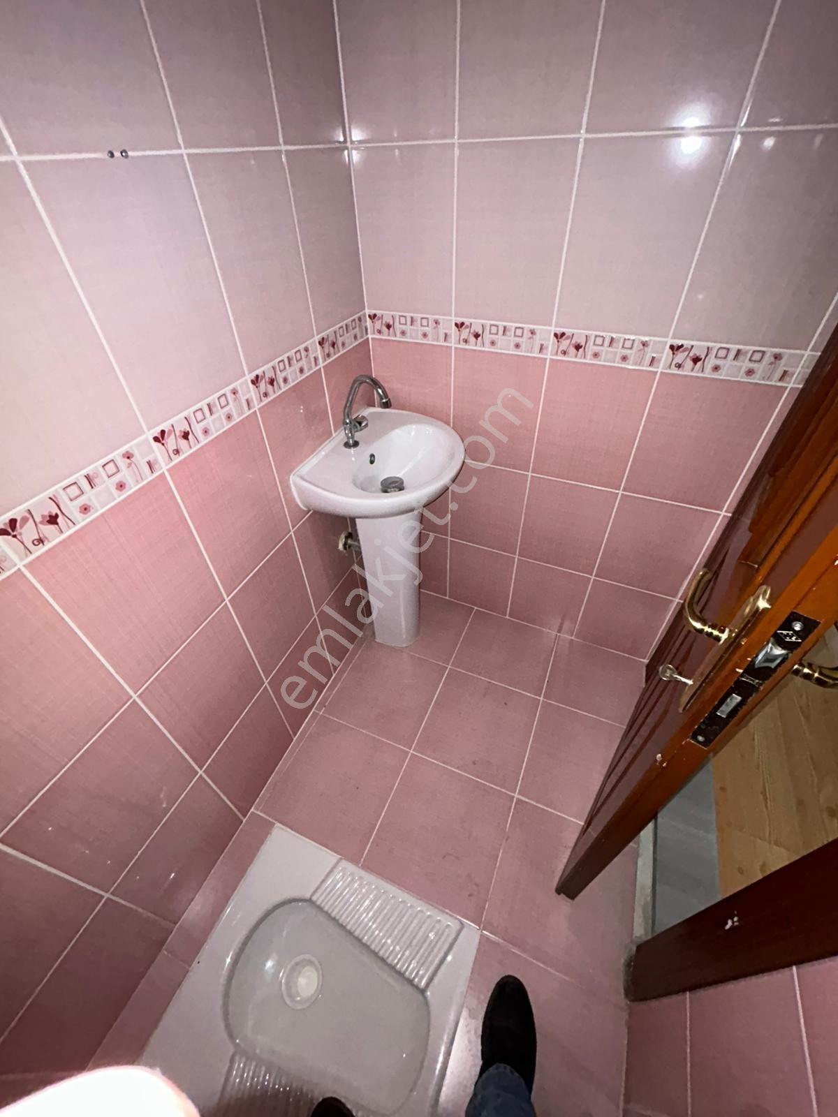 Karşıyaka'da Cadde Üzeri 145 Metrekare Kiralık 3+1 Daire - Görsel 17