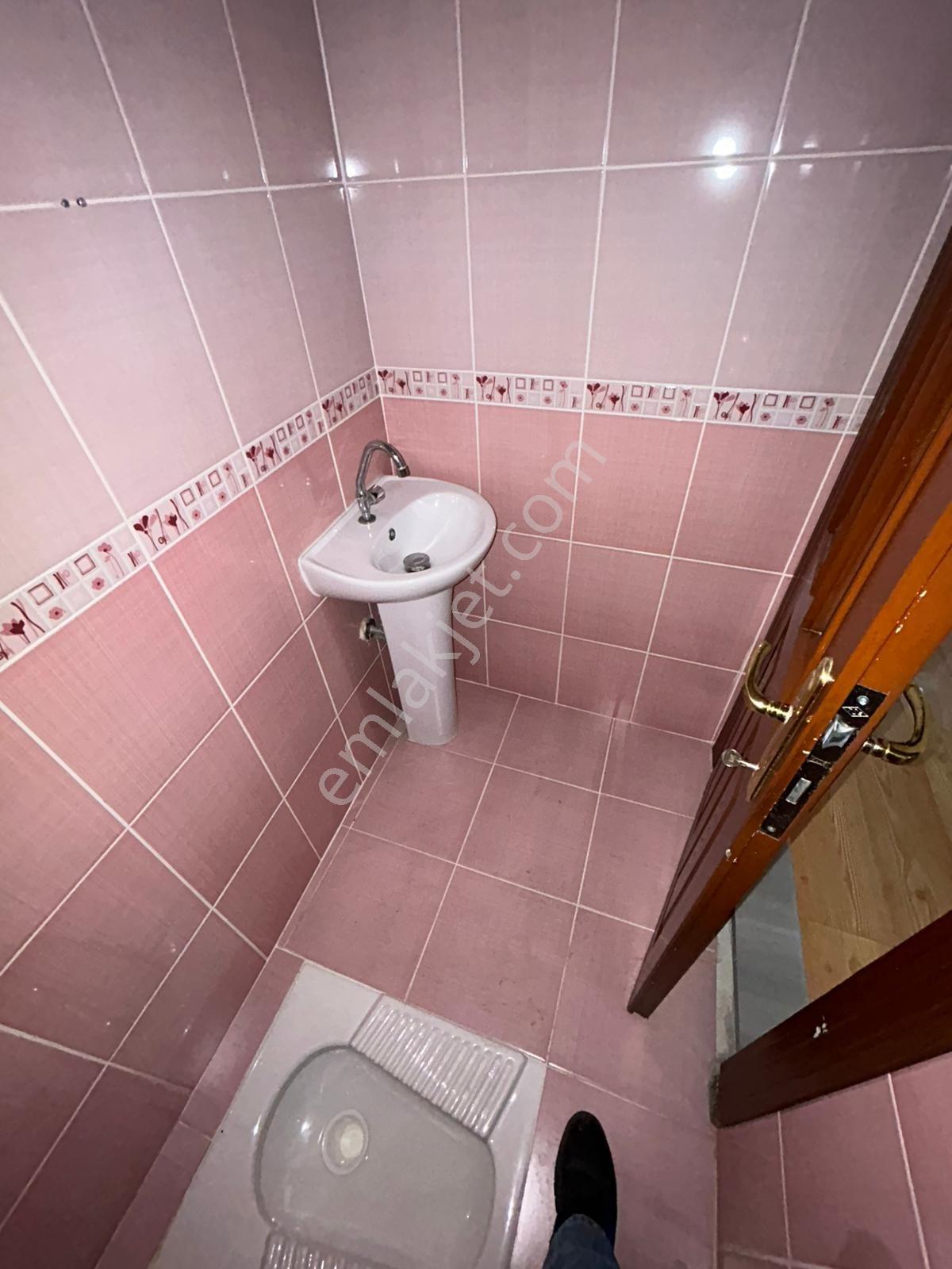 Karşıyaka'da Cadde Üzeri 145 Metrekare Kiralık 3+1 Daire - Görsel 18