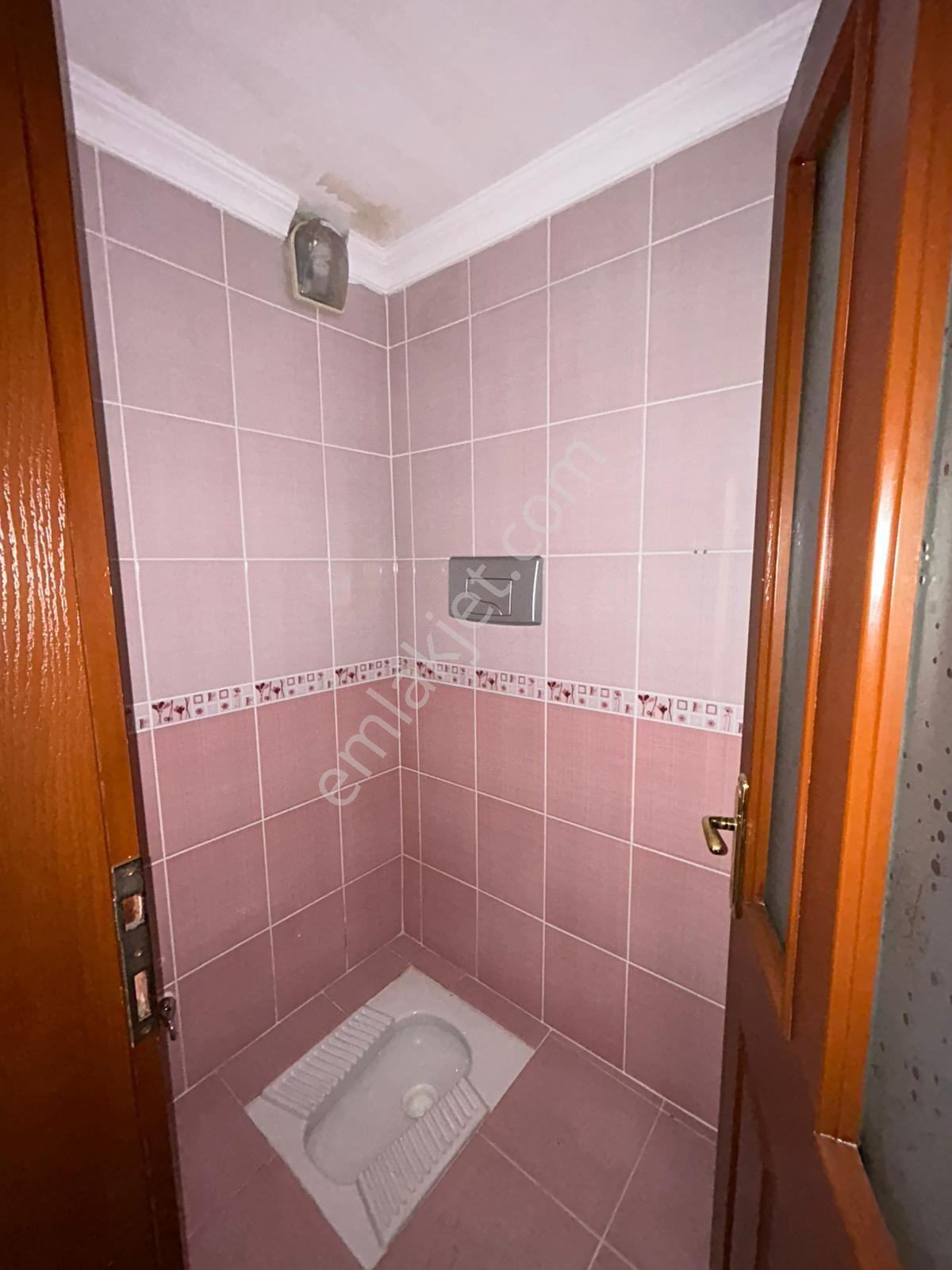Karşıyaka'da Cadde Üzeri 145 Metrekare Kiralık 3+1 Daire - Görsel 16