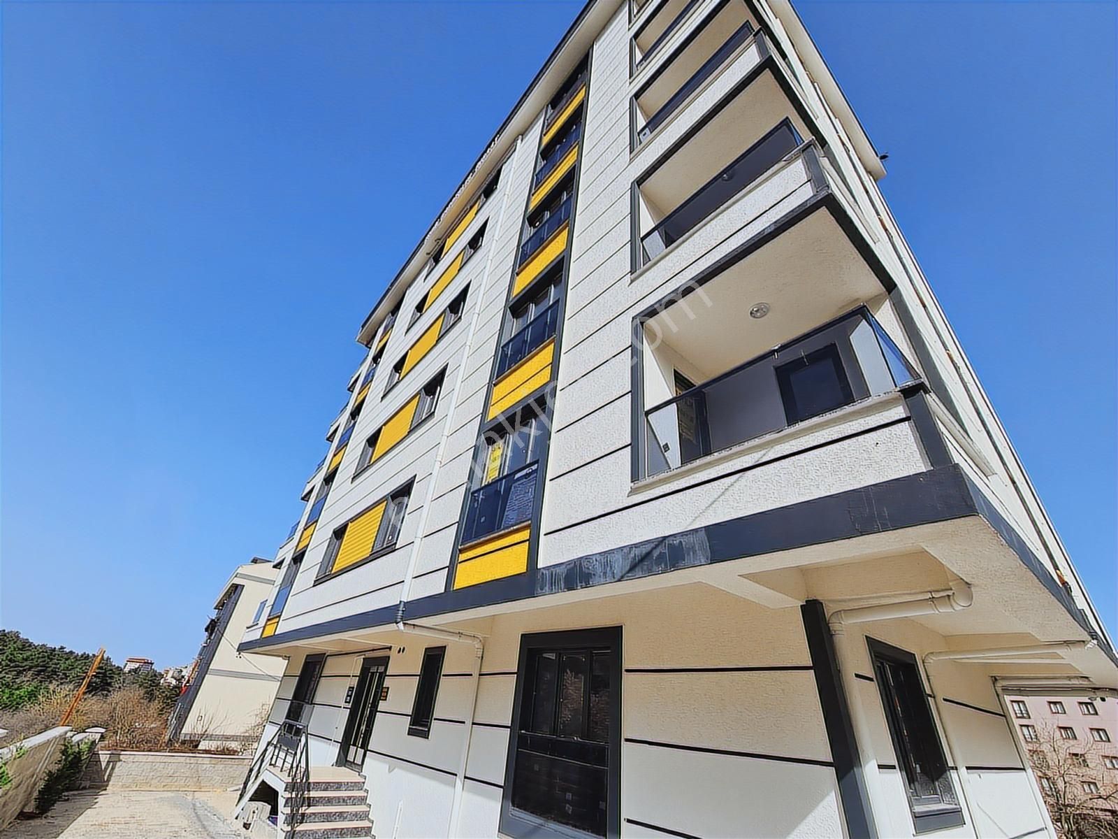Satılık 3+1 Sıfır Daire Otoparklı Aydos Ormanı Manzaralı - Görsel 25