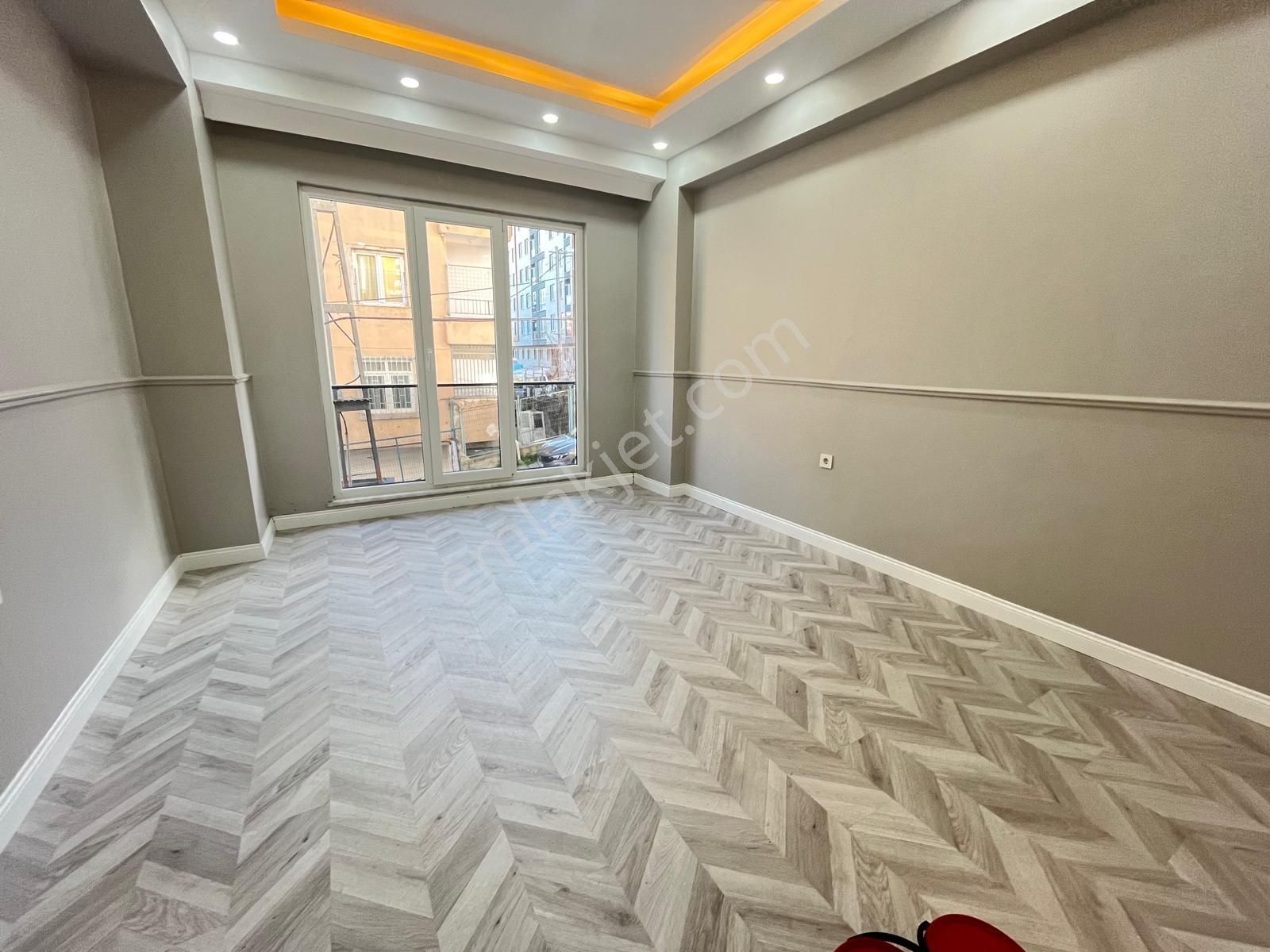 Loft'tan Tevikbey Mah 2+1 75m2 Sıfır Satılık Yüksek Giriş Daire