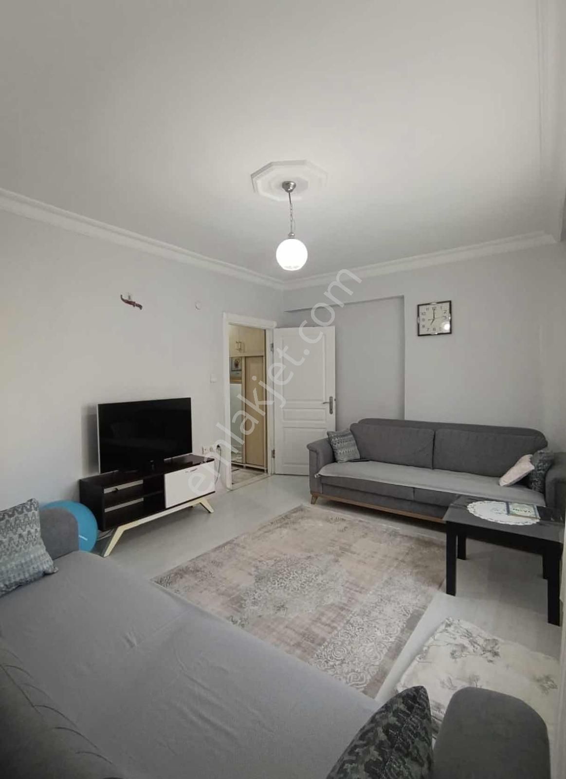 Merkezi Konumda Geniş 3+1 Satılık Daire - Görsel 5