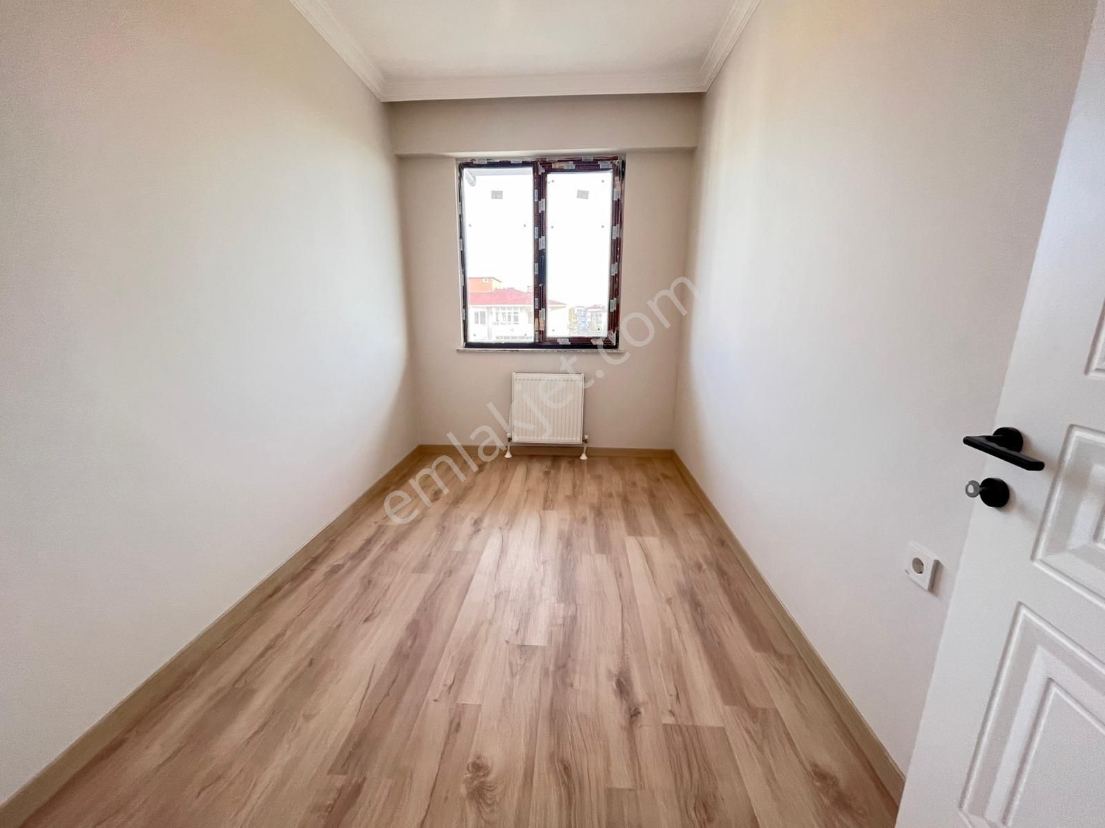 Çobançeşme'de Merkezi Konumda 2+1 Takasa Uygun Daire - Görsel 9