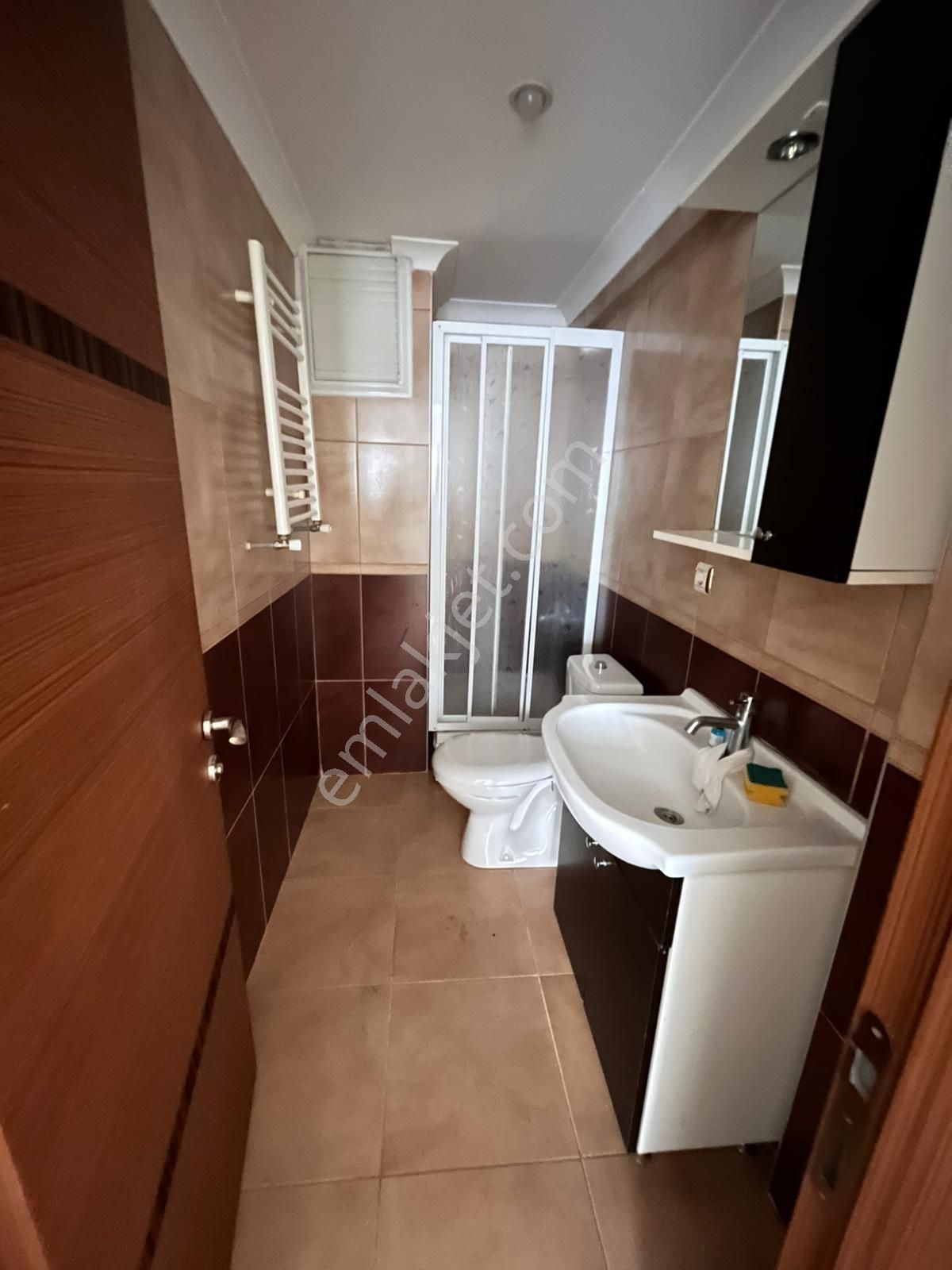 Çorluı Emlaklarda Çamlıbel Cad Site İçinde Kiralık Daire - Görsel 9