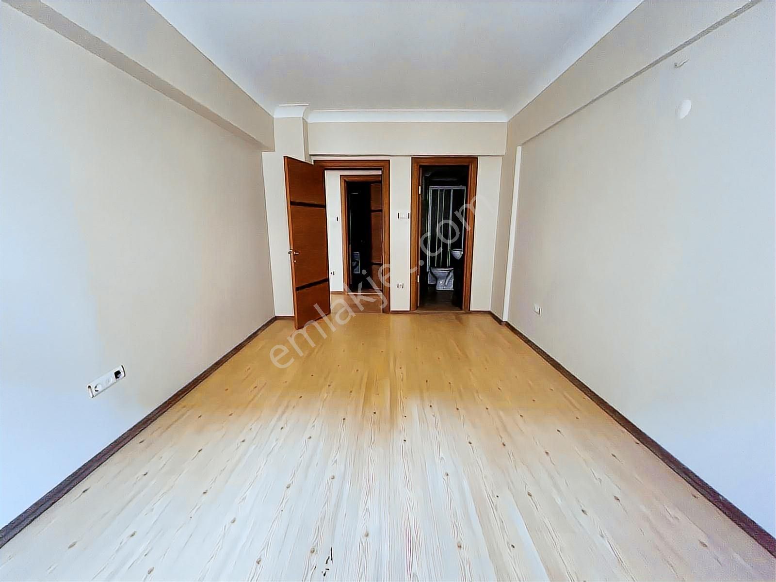 Çorluı Emlaklarda Çamlıbel Cad Site İçinde Kiralık Daire - Görsel 15