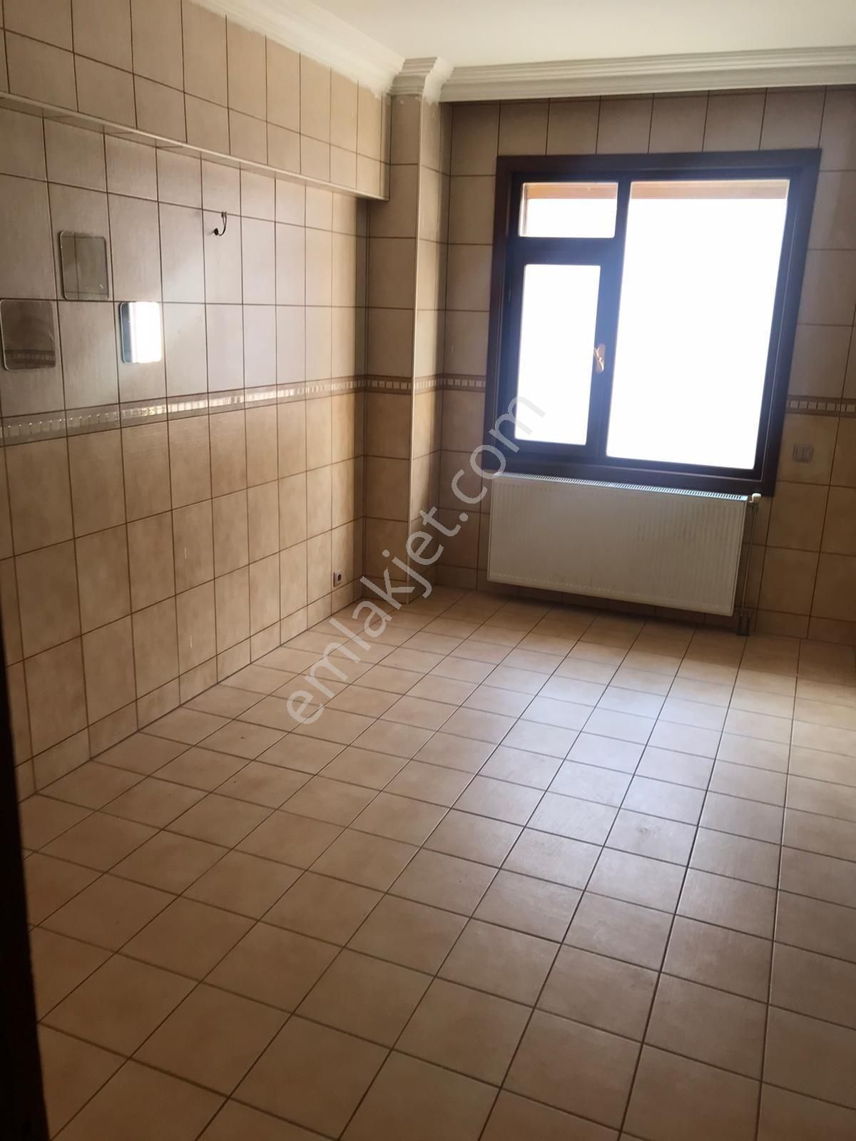 İsa Kavak Gayrimenkul'den Meram Aşkan'da Kiralık Daire - Görsel 22