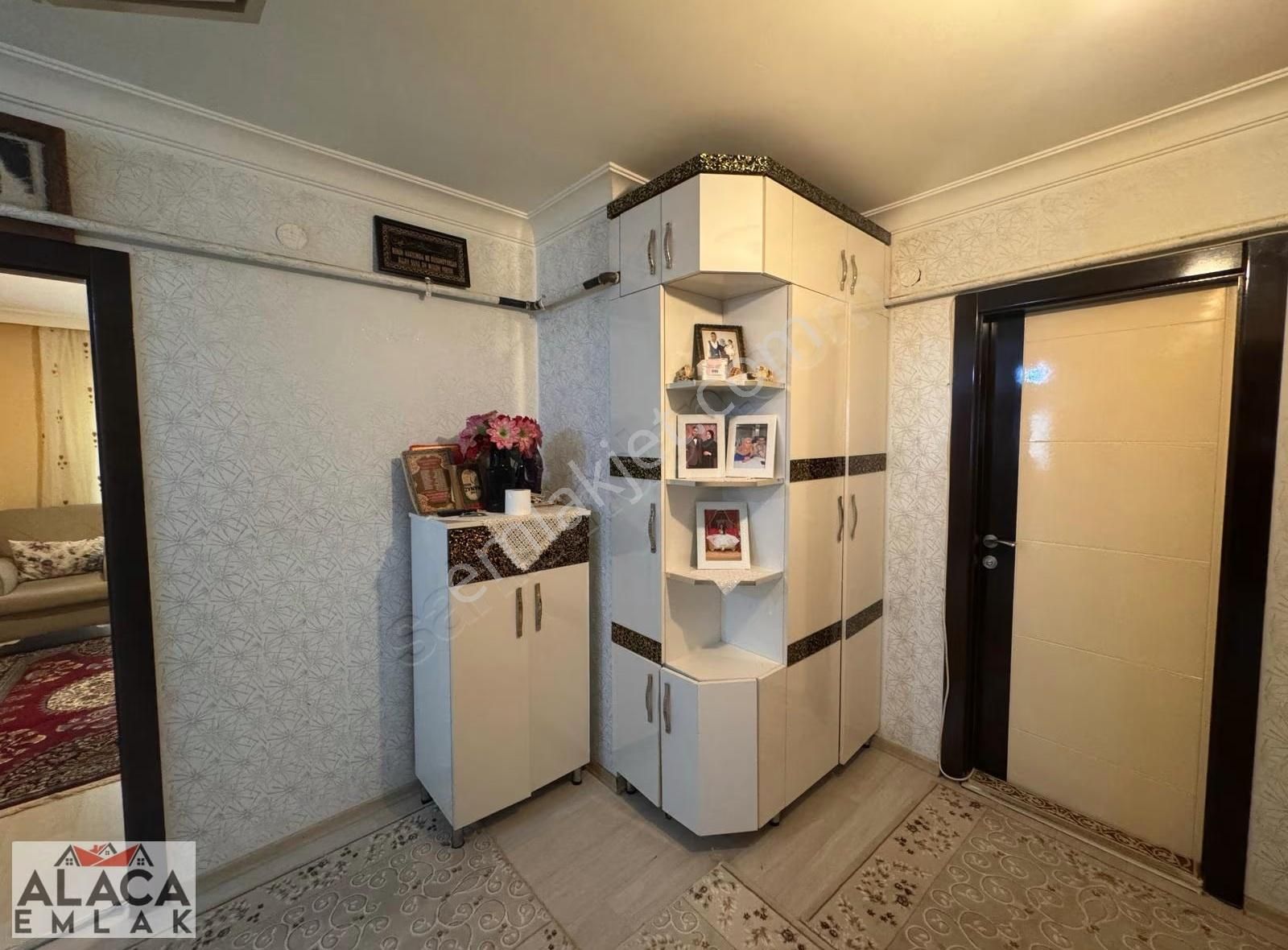 Karapürçek Mahallesi'nde Fırsat 130m2 Asansörlü Kot 3+1 Daire - Görsel 10