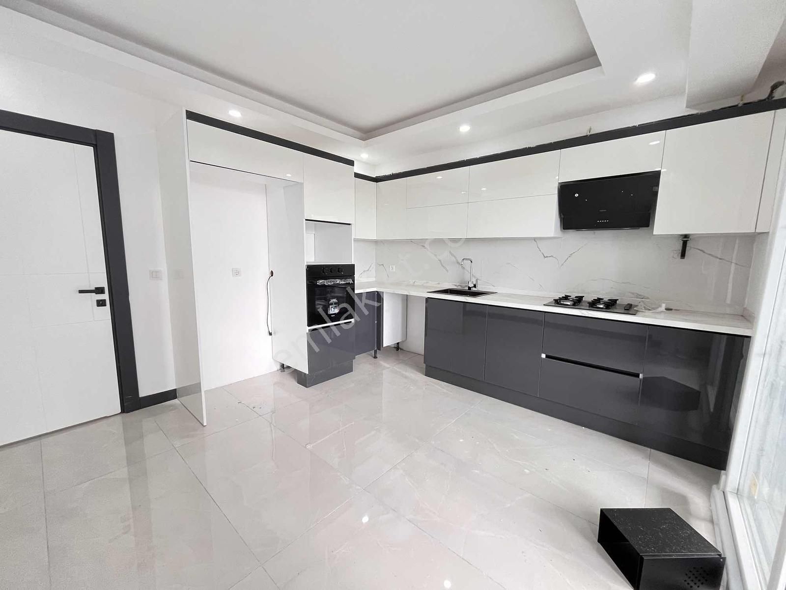 İzsiz Tower Lüx 2+1 120m2 Kullanışlı Ferah Daire - Görsel 8